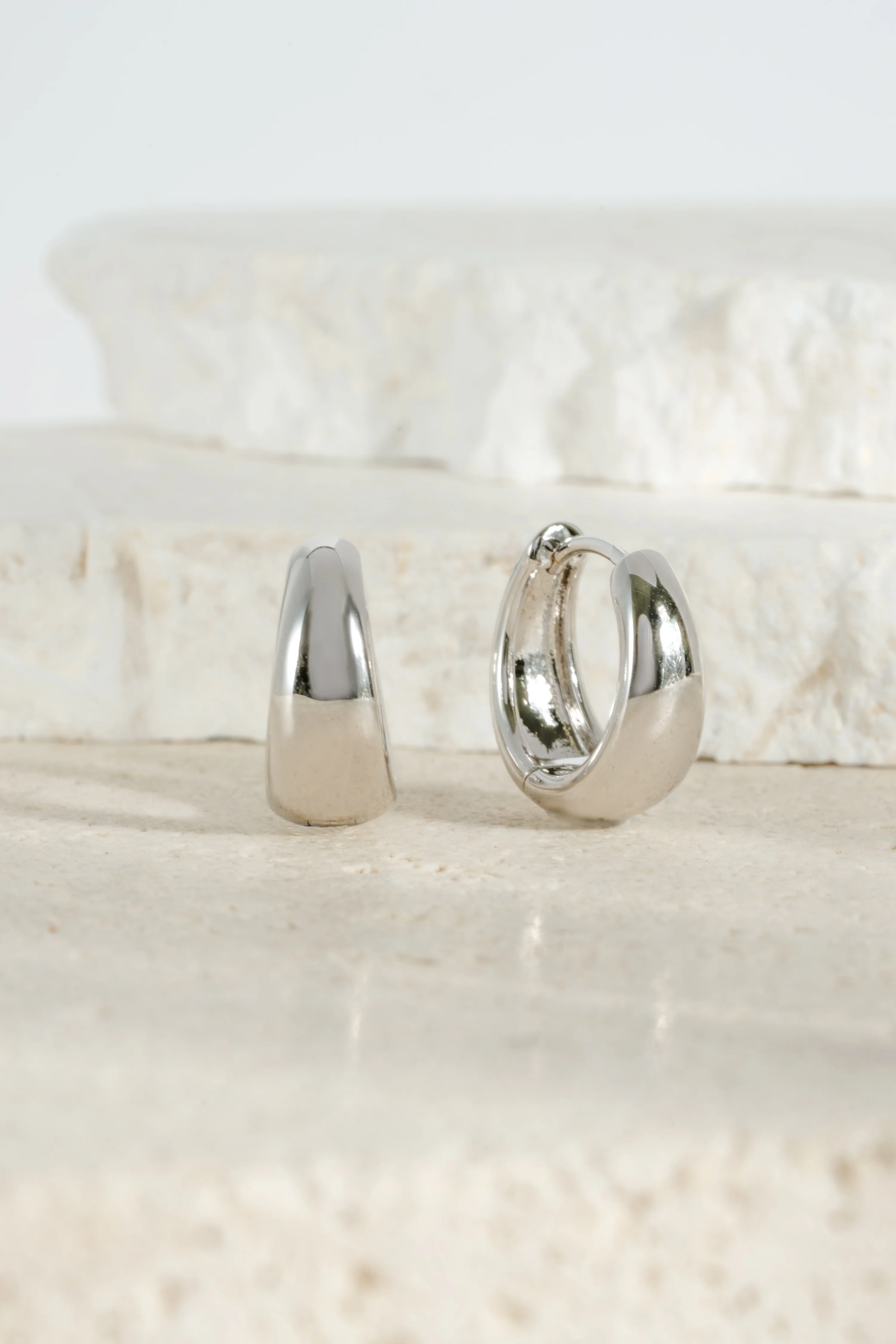 15mm Chunky Huggie Hoops - Image 3