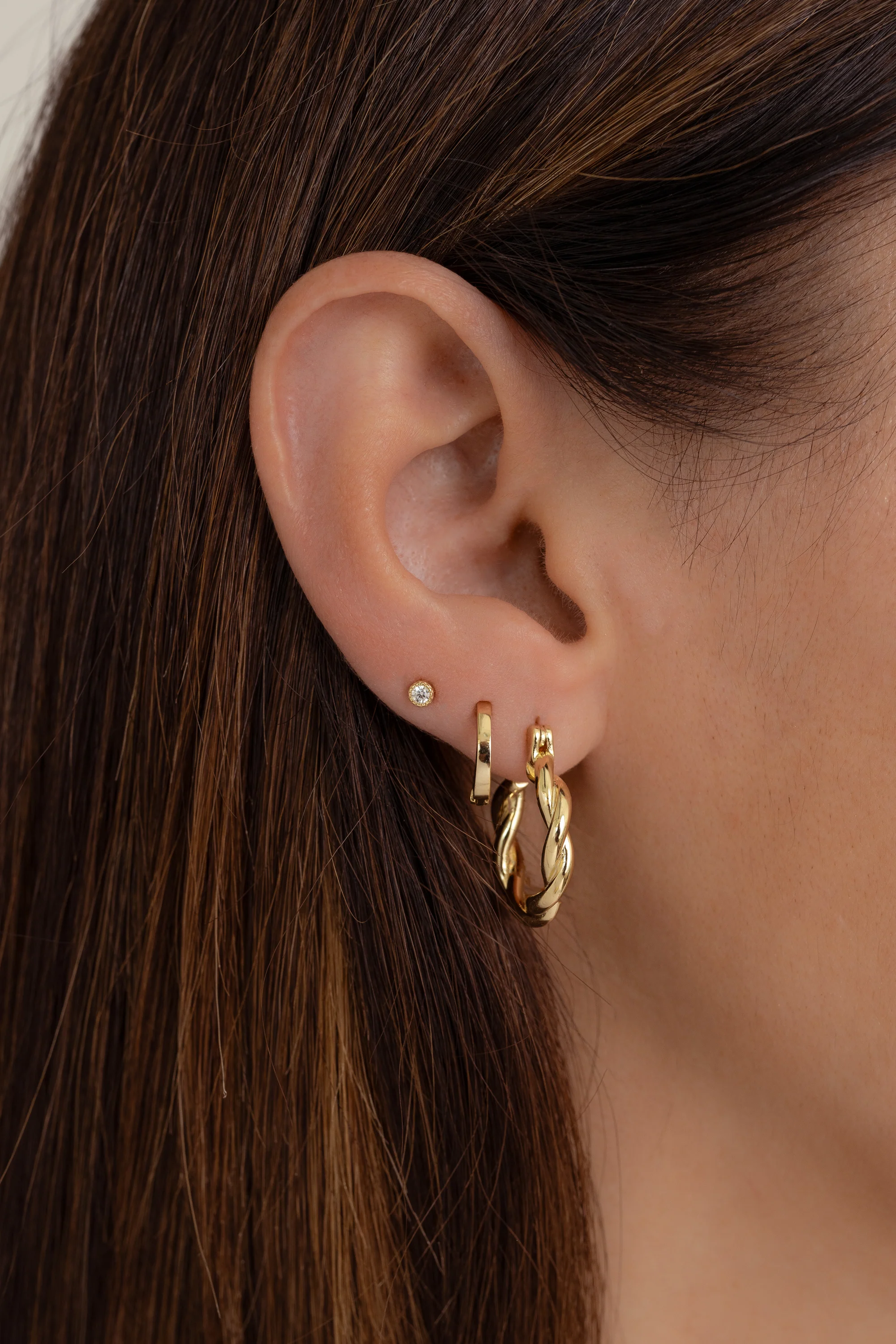 20mm Spiral Hoop Earrings - Image 2