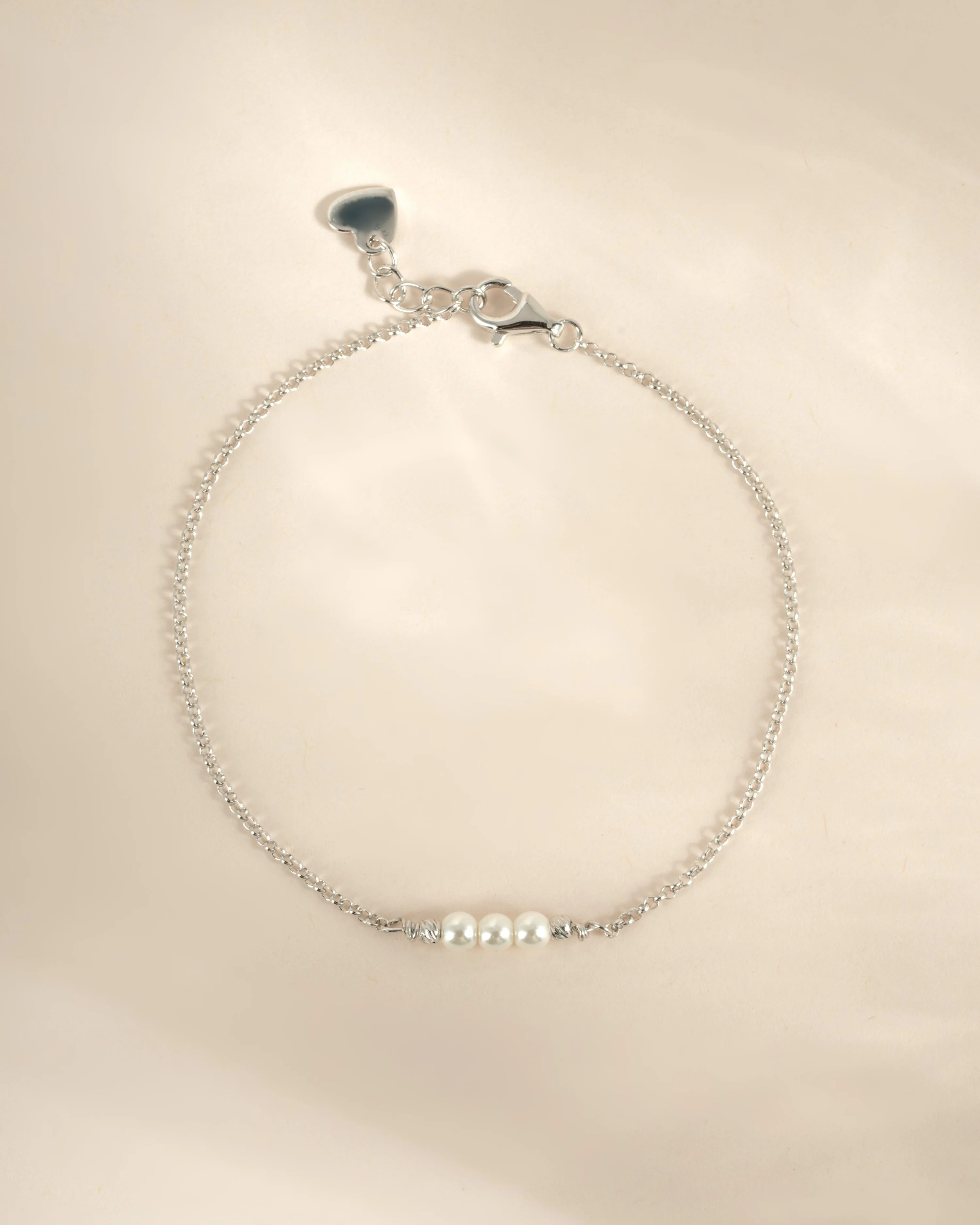 3 Pearl Bracelet - Image 3
