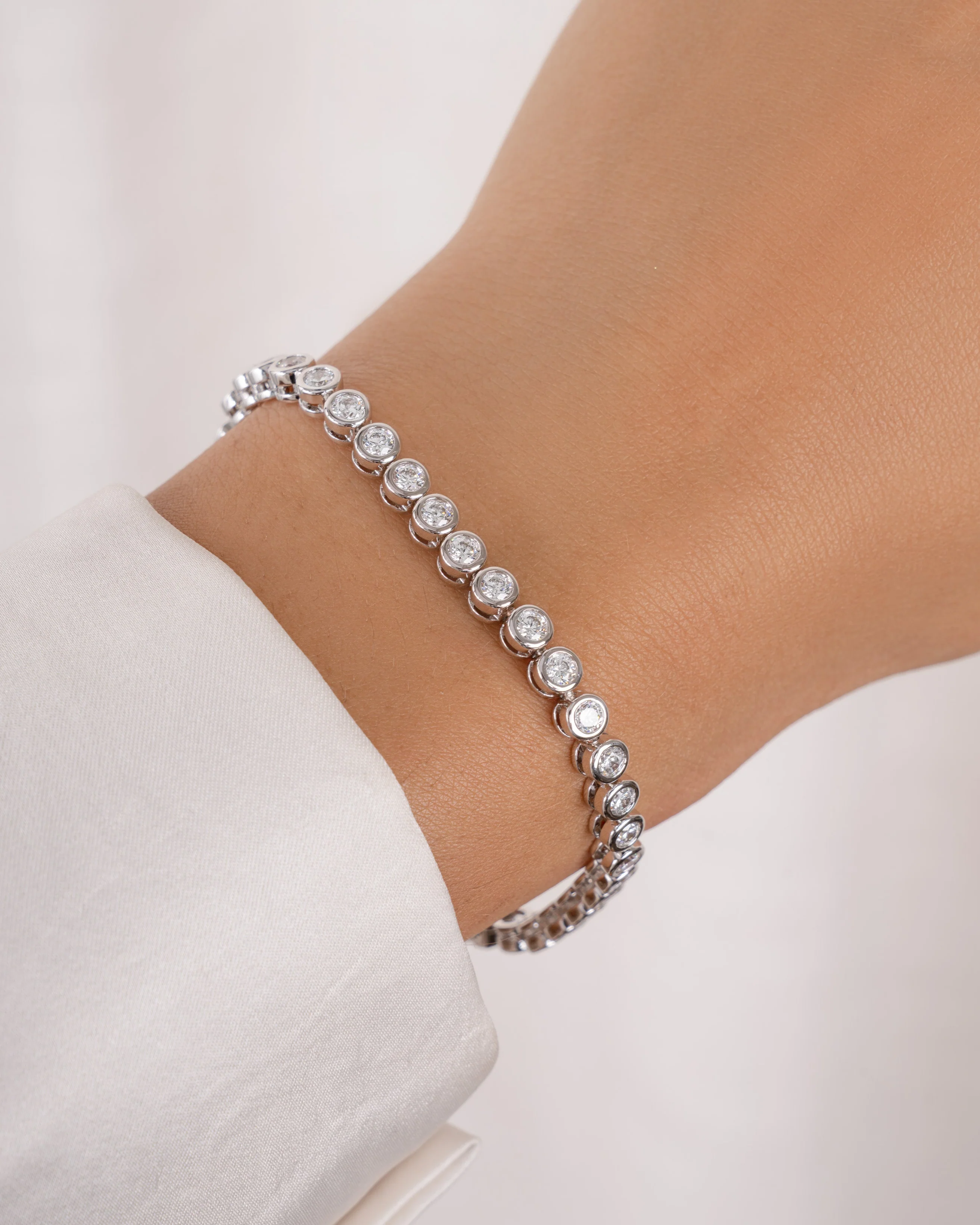 3mm Round Bezel Tennis Bracelet - Image 7