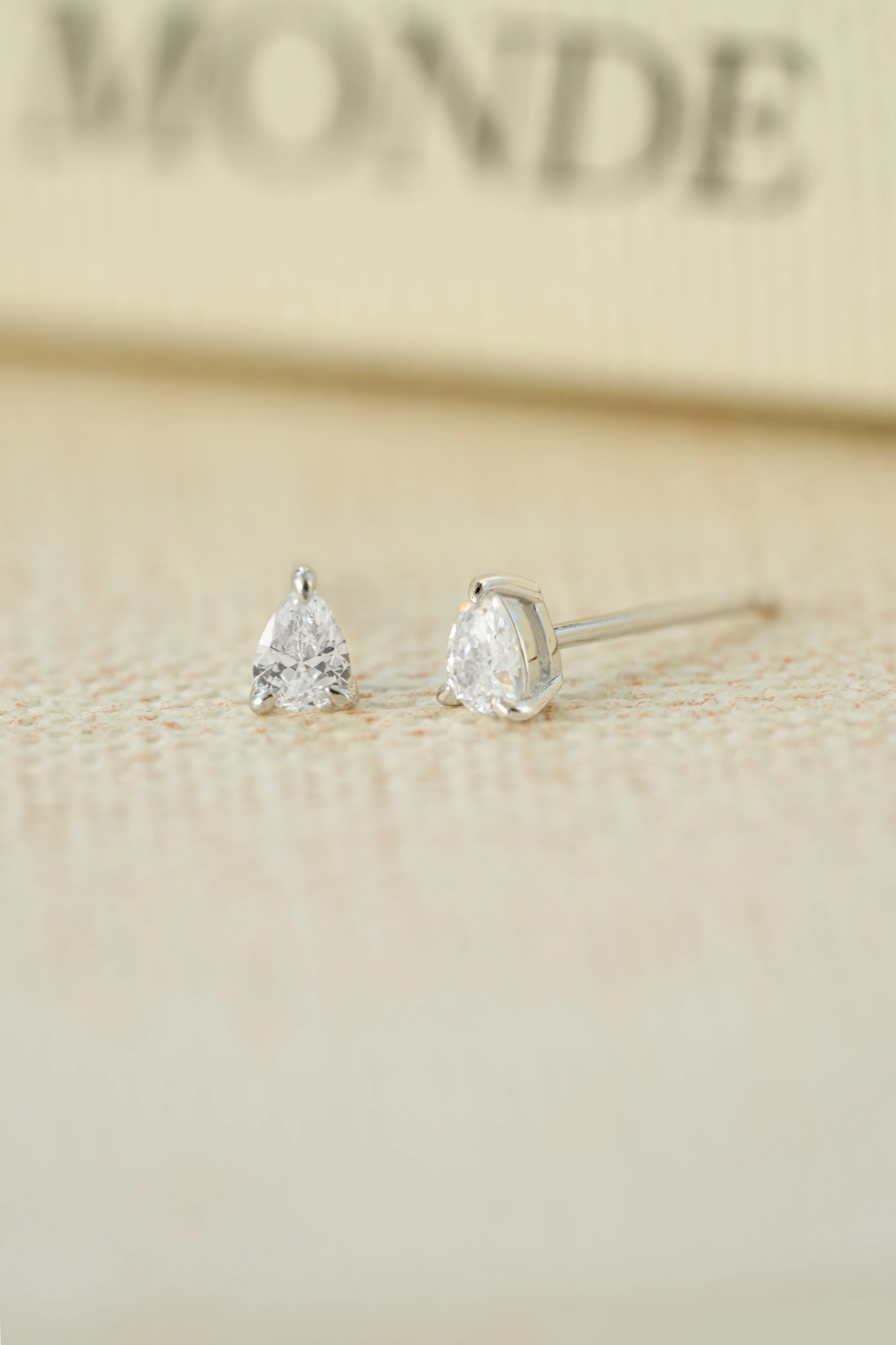 3x4mm Pear Studs - Image 4