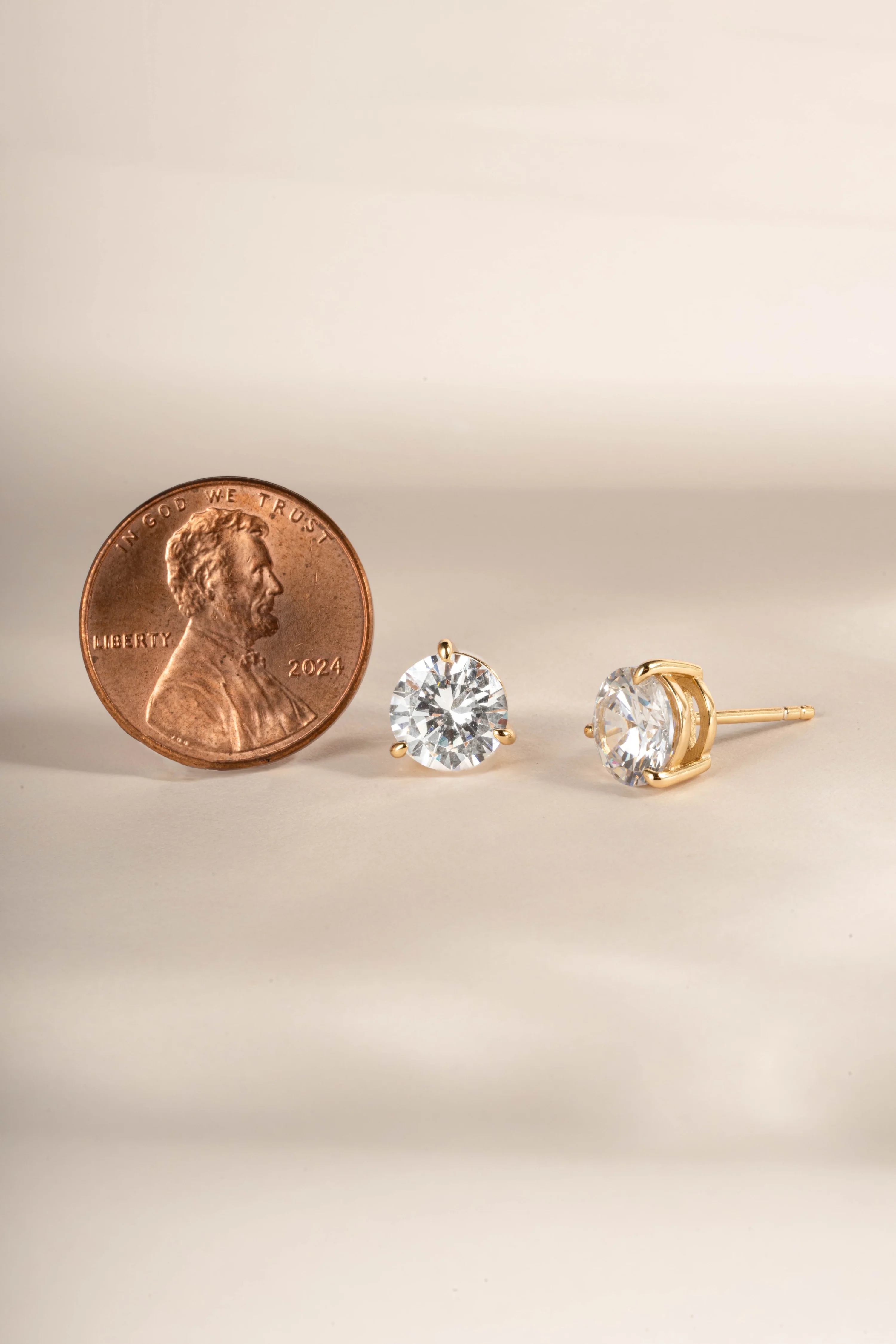 7.5mm Round Solitaire Stud Earrings - Image 8