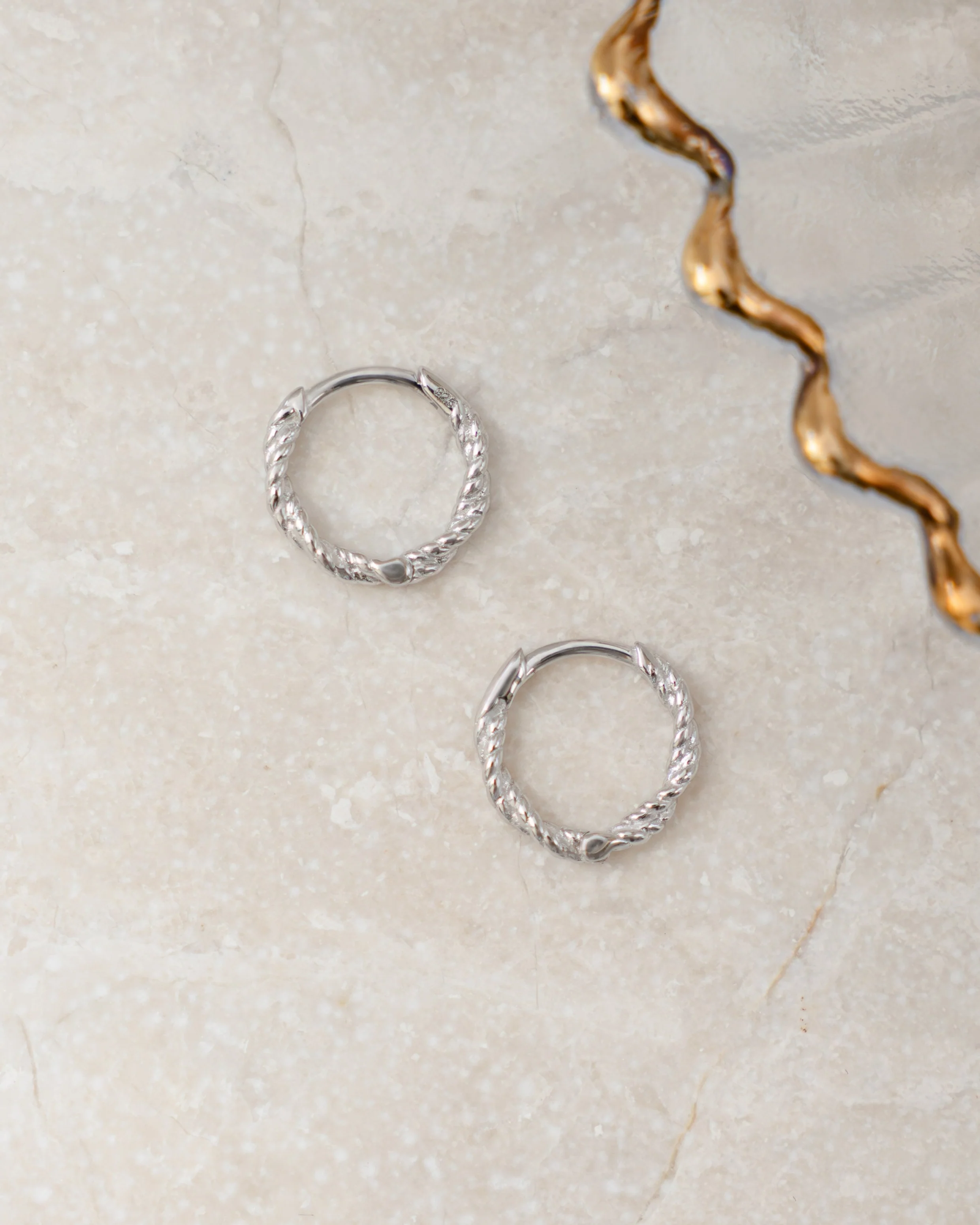 8mm Spiral Huggie - Image 9