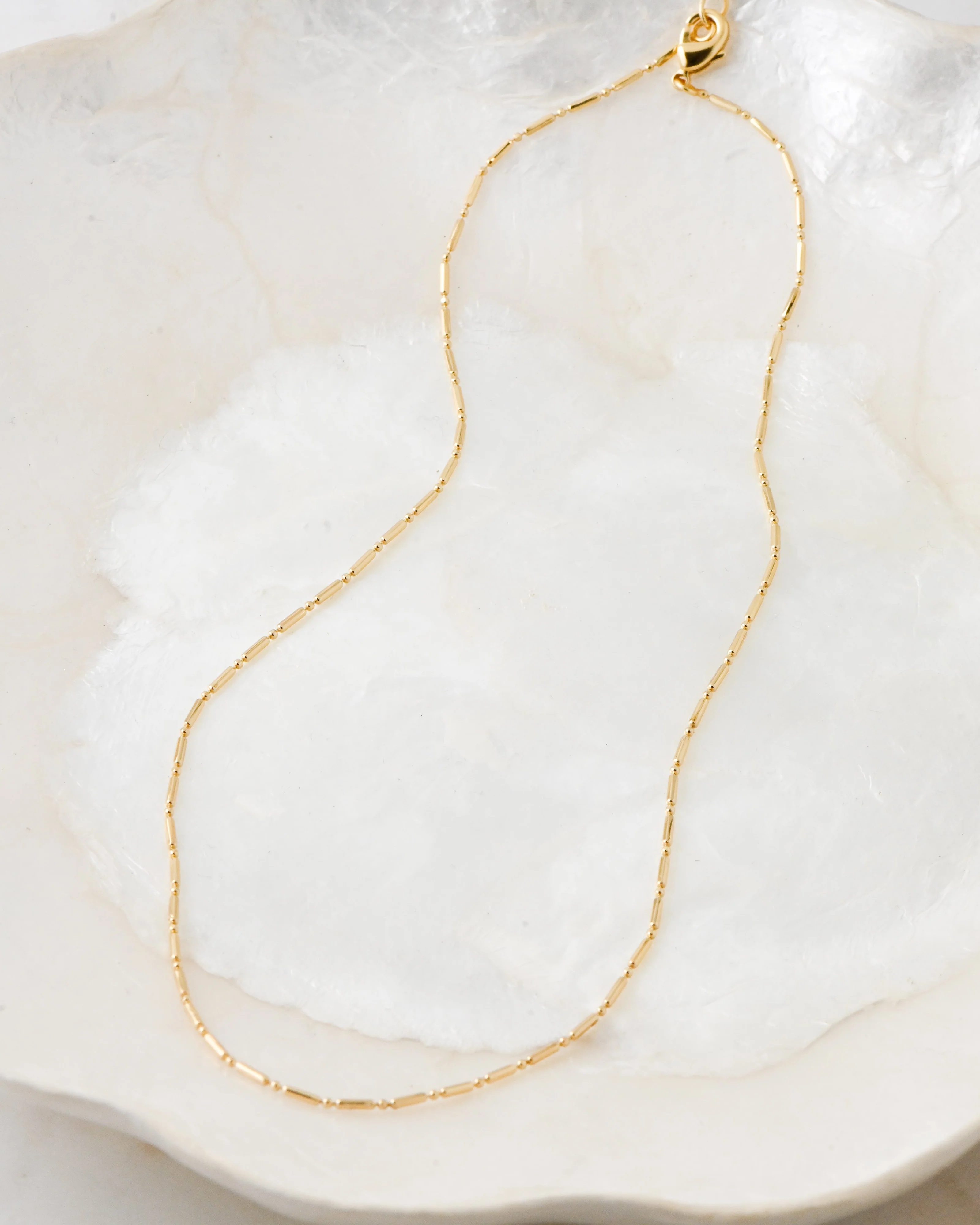 Abby Chain Choker Necklace - Image 6