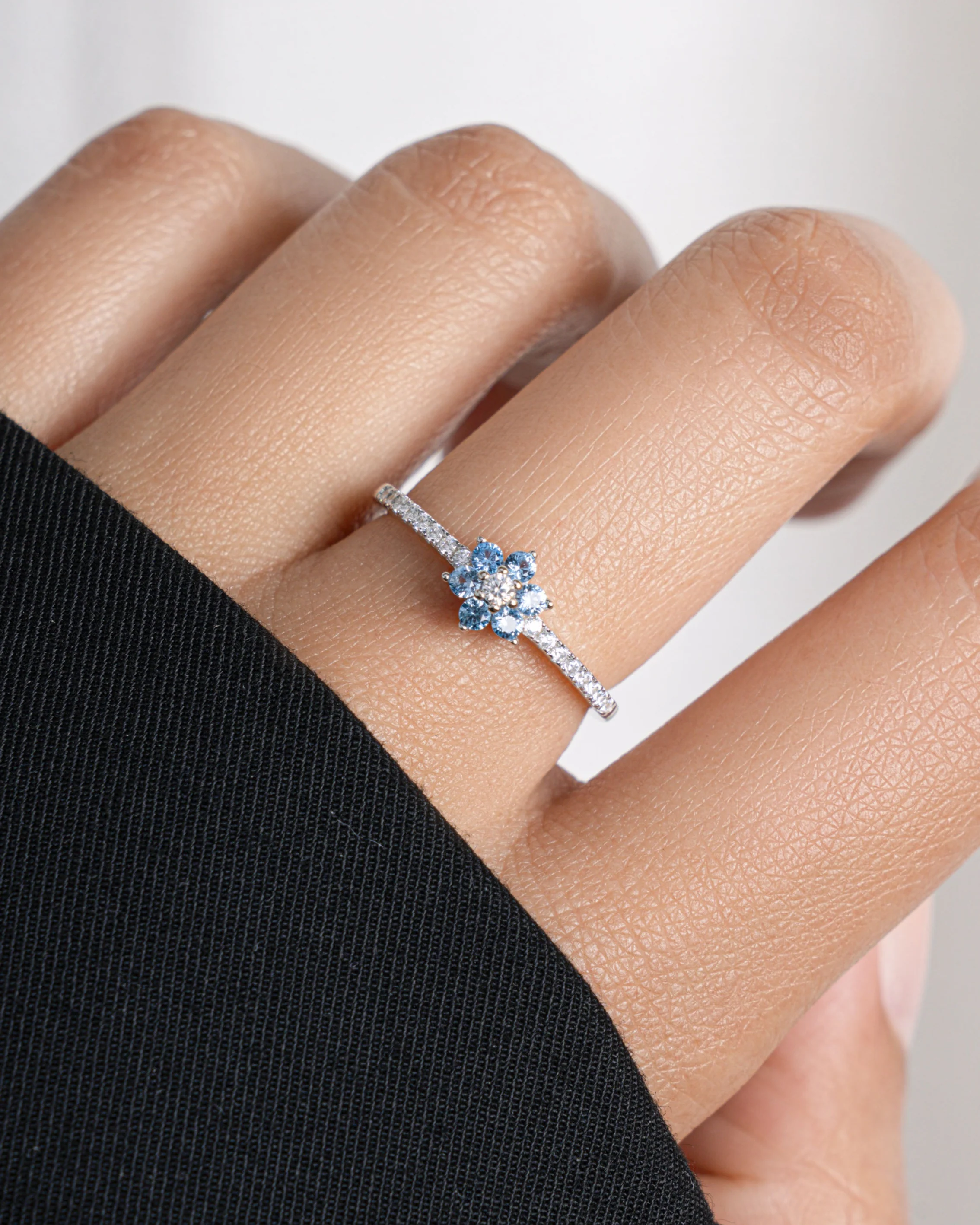 Aquamarine Flower Ring - Image 4