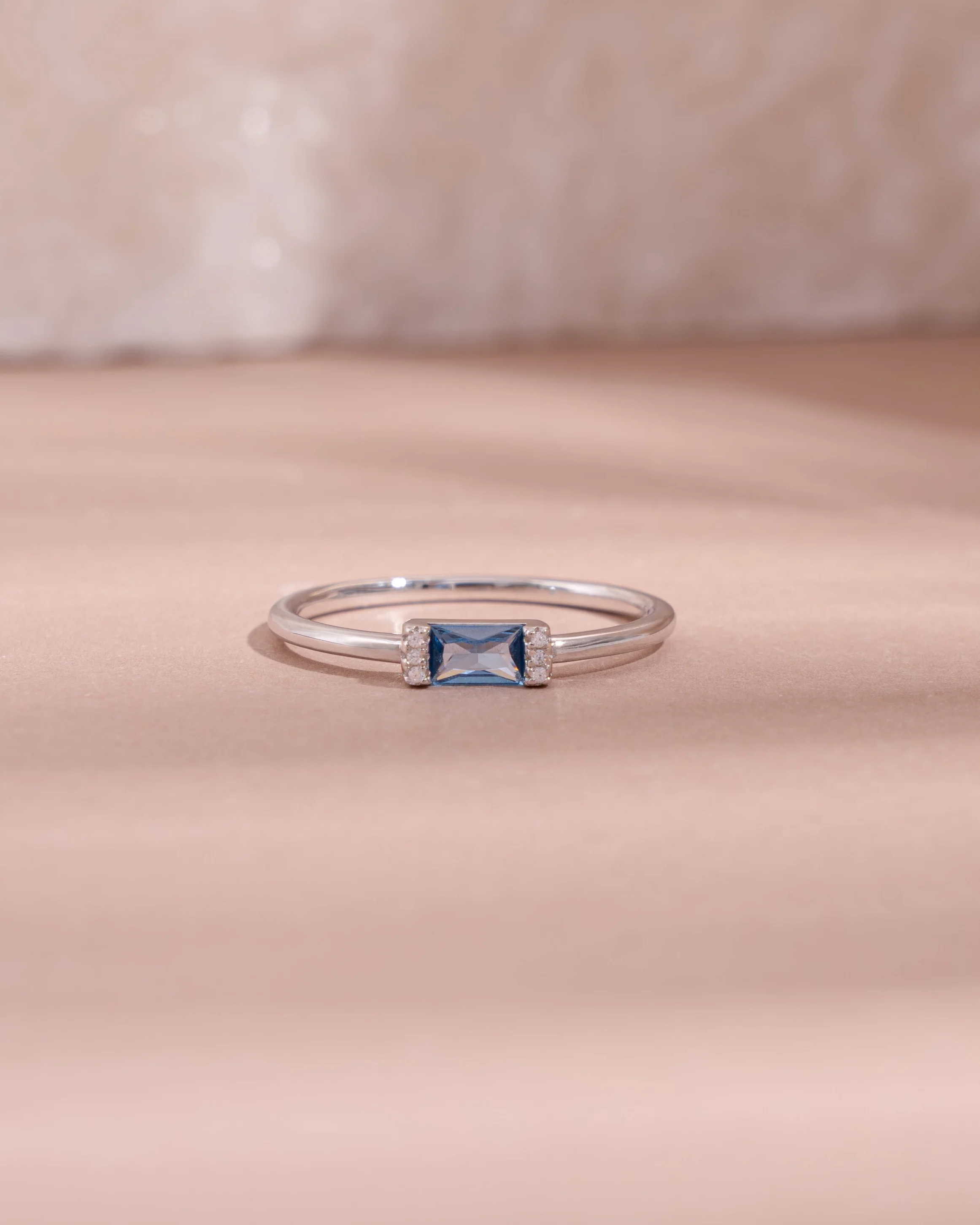 Aquamarine Simple Baguette Ring - Image 3