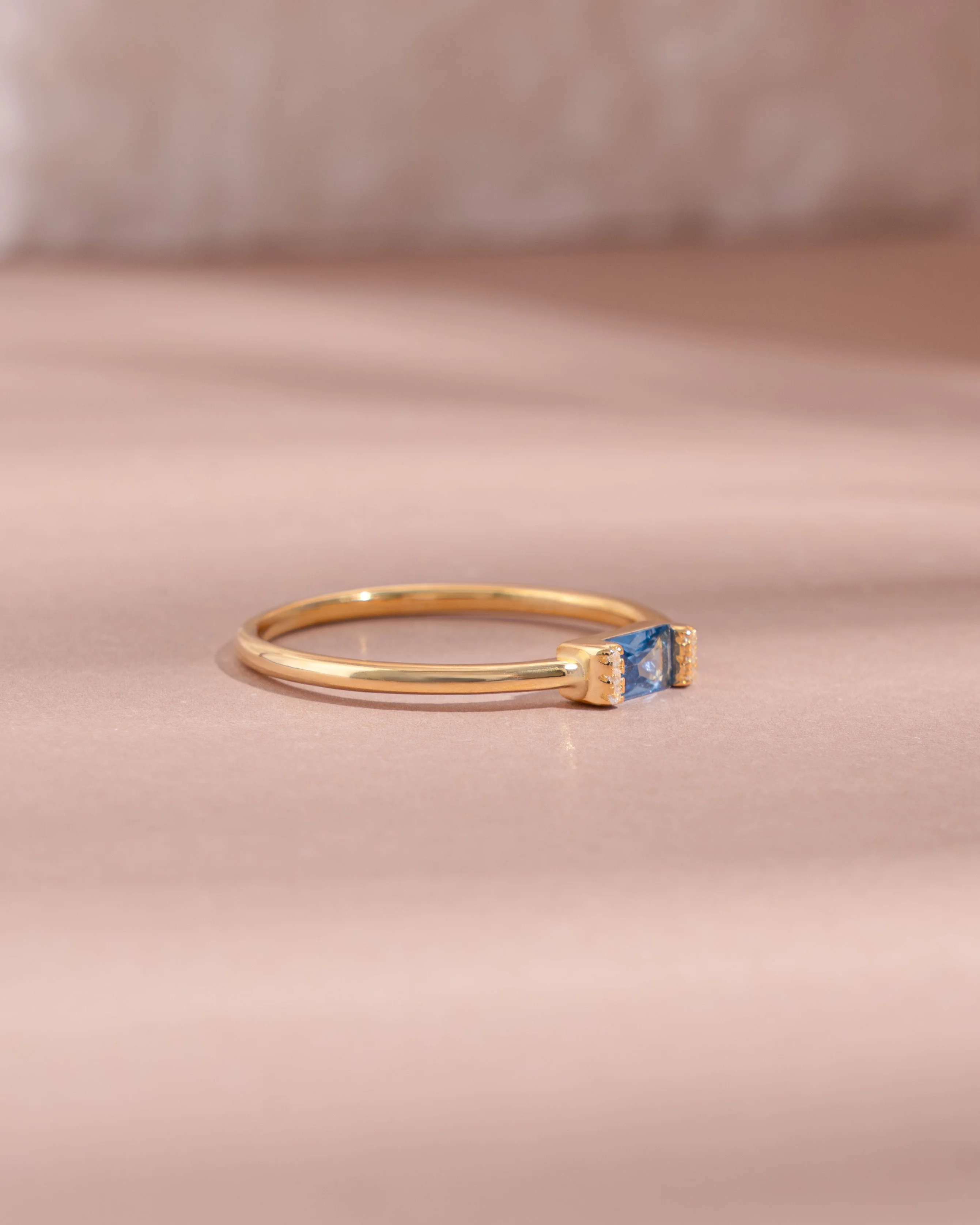 Aquamarine Simple Baguette Ring - Image 8