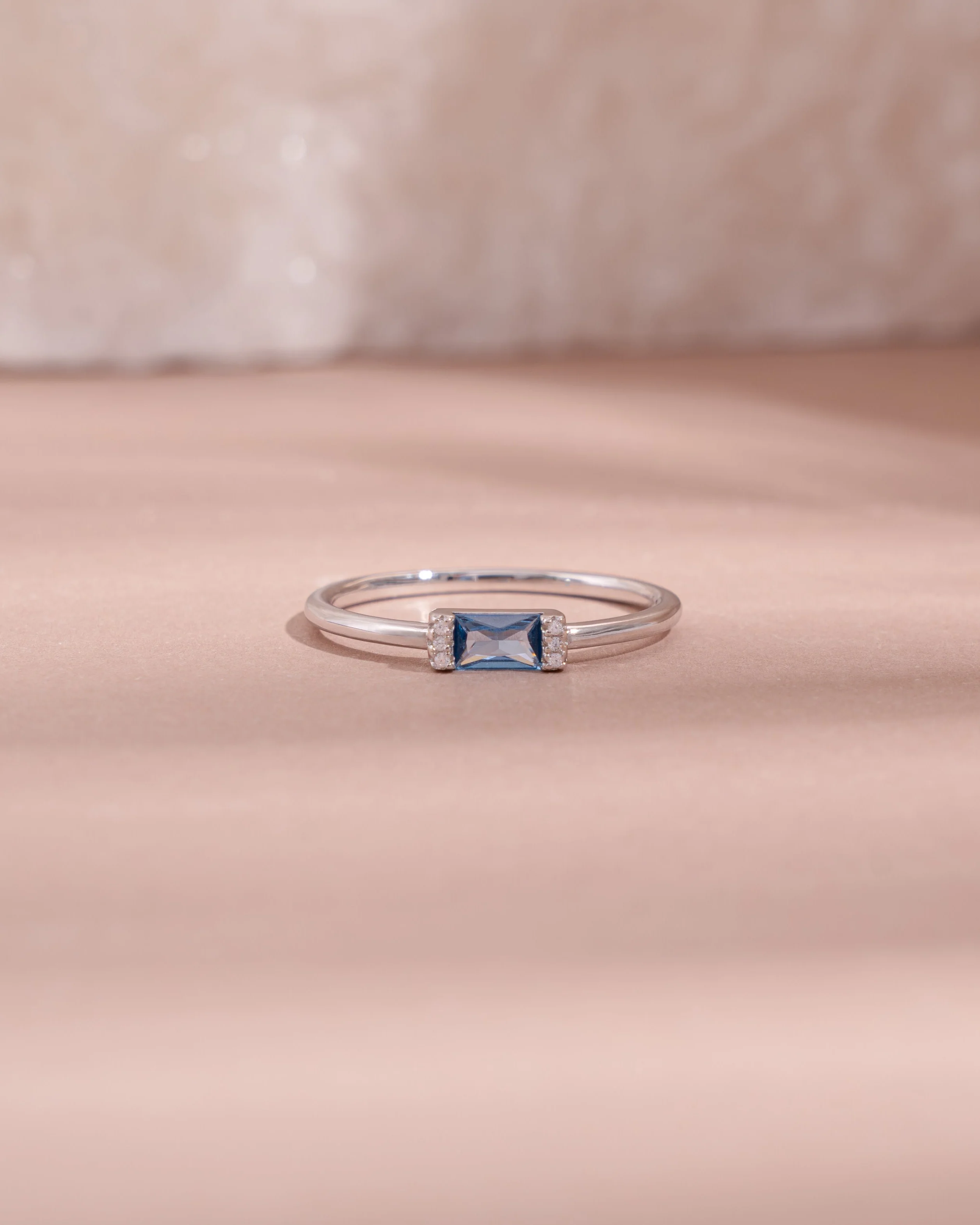 Aquamarine Simple Baguette Ring - Image 3