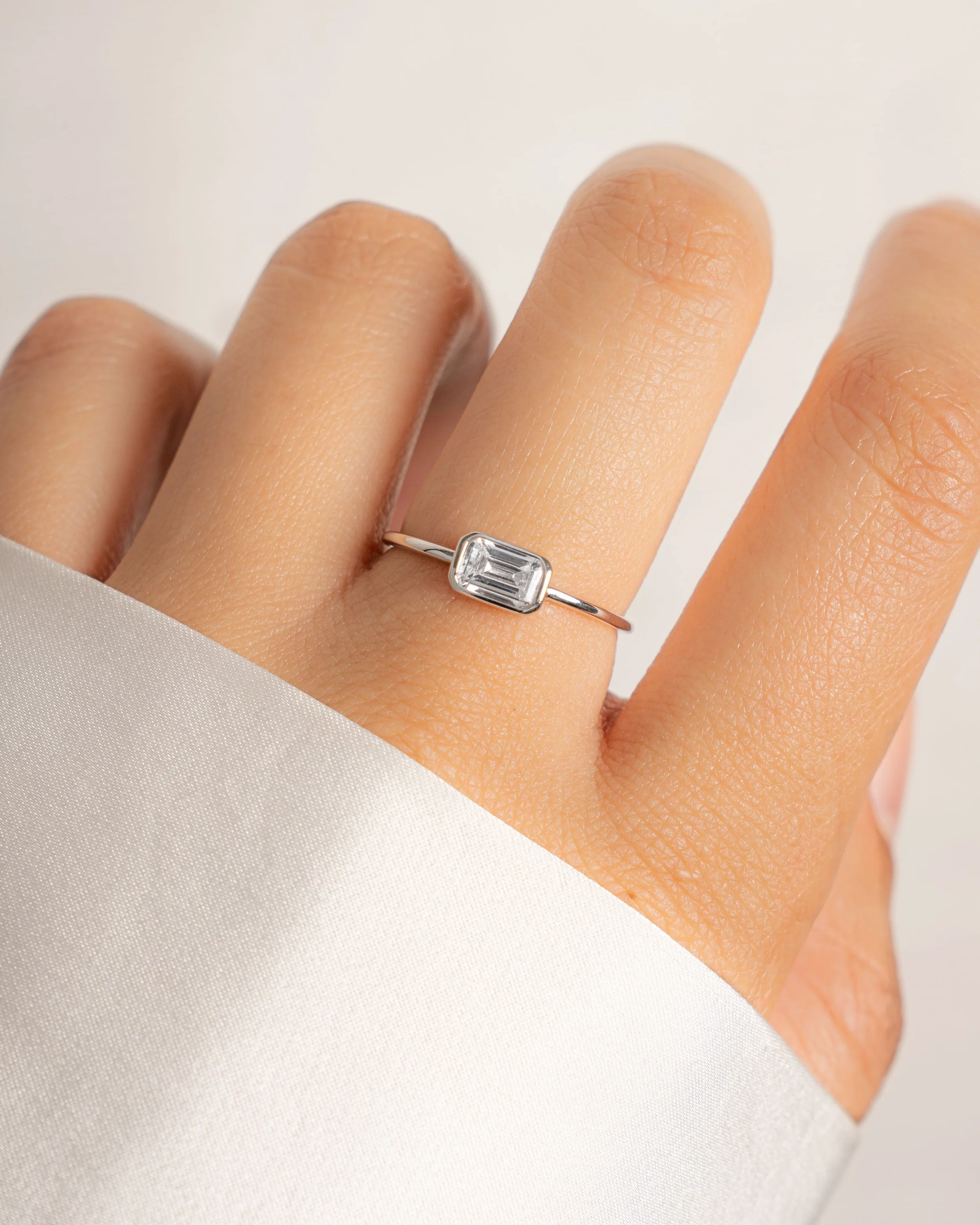 Baguette Bezel Ring - Image 4