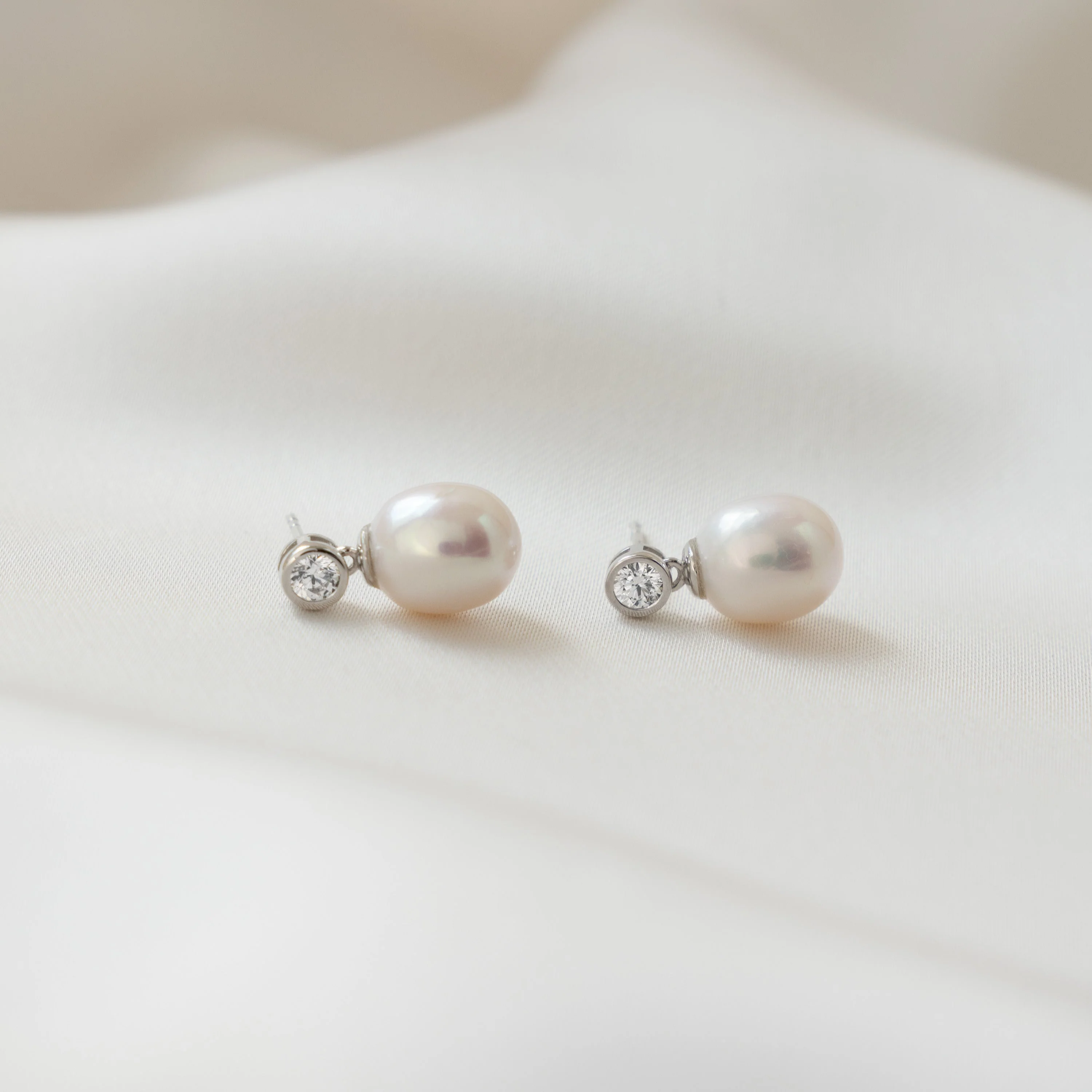 Bezel & Pearl Drop Earrings - Image 10