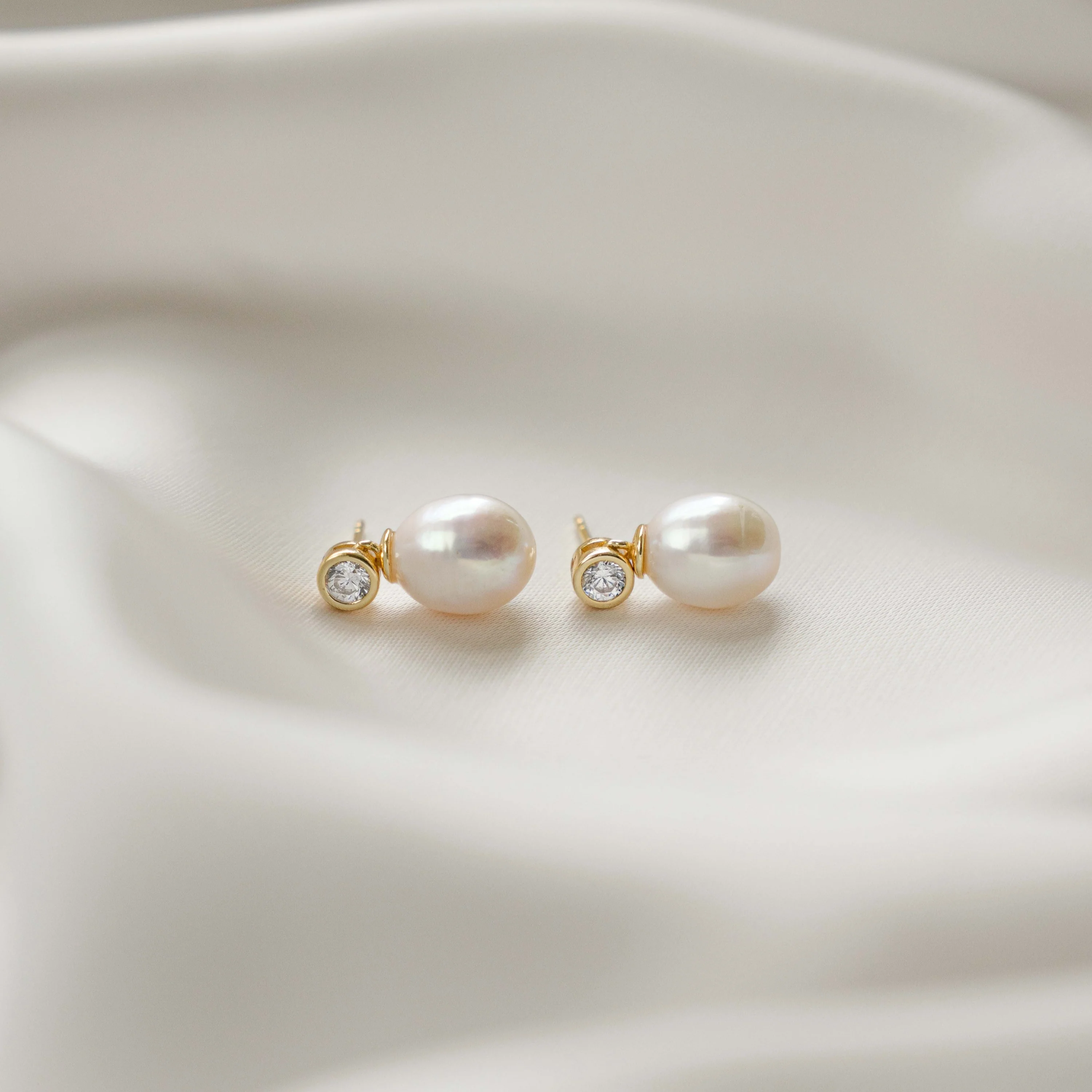 Bezel & Pearl Drop Earrings - Image 9