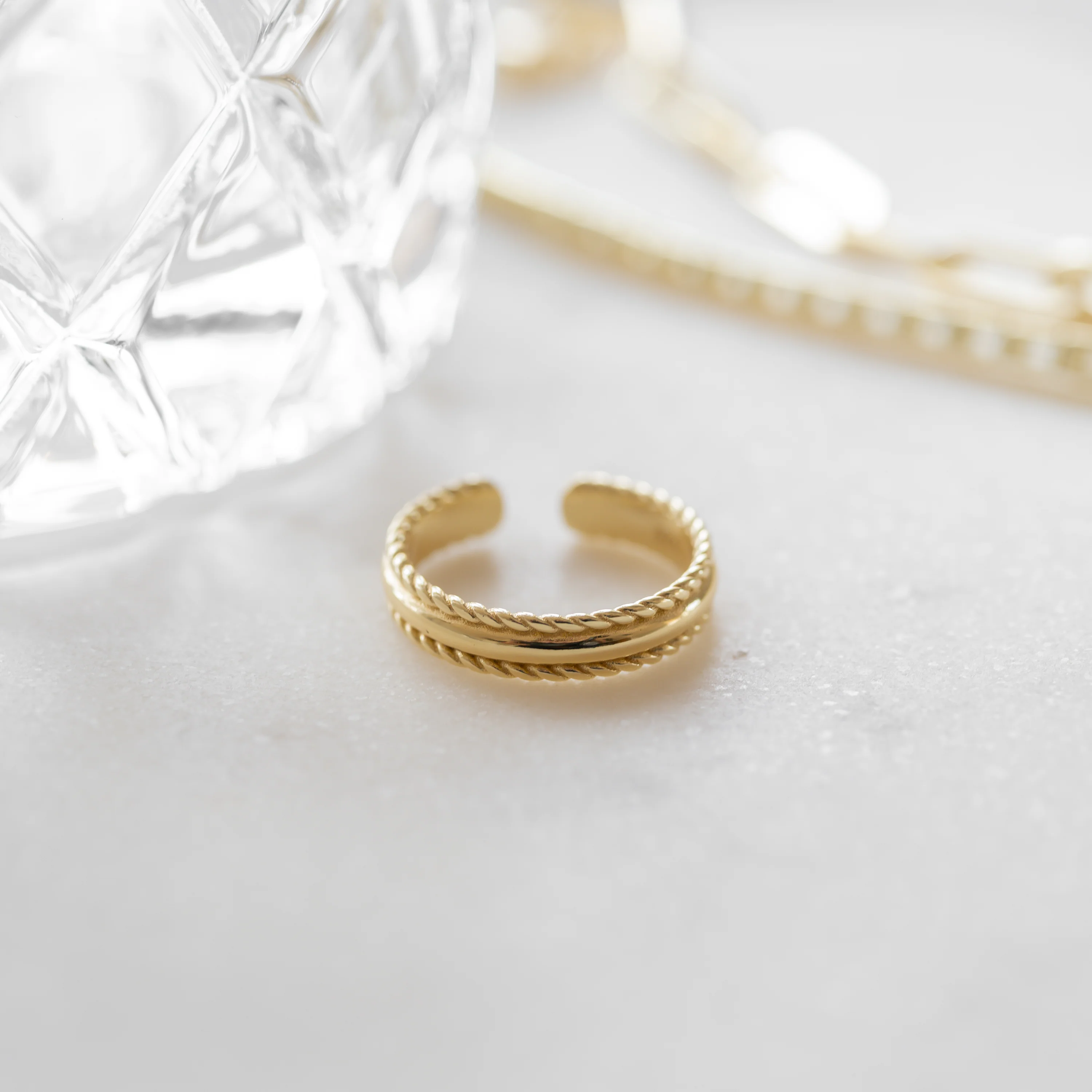 Camila Toe Ring - Image 5
