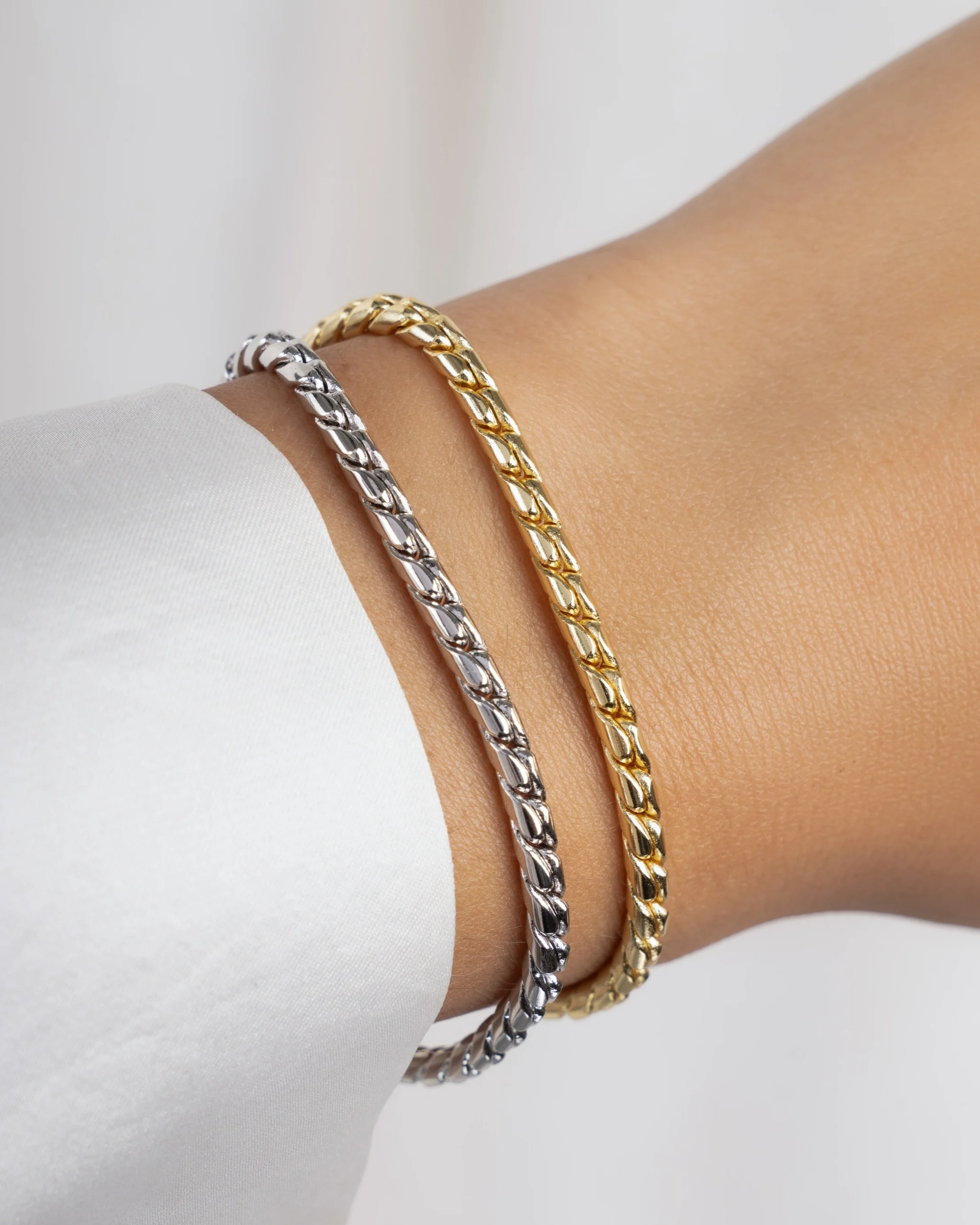 Chunky Chain Bracelet - Image 5