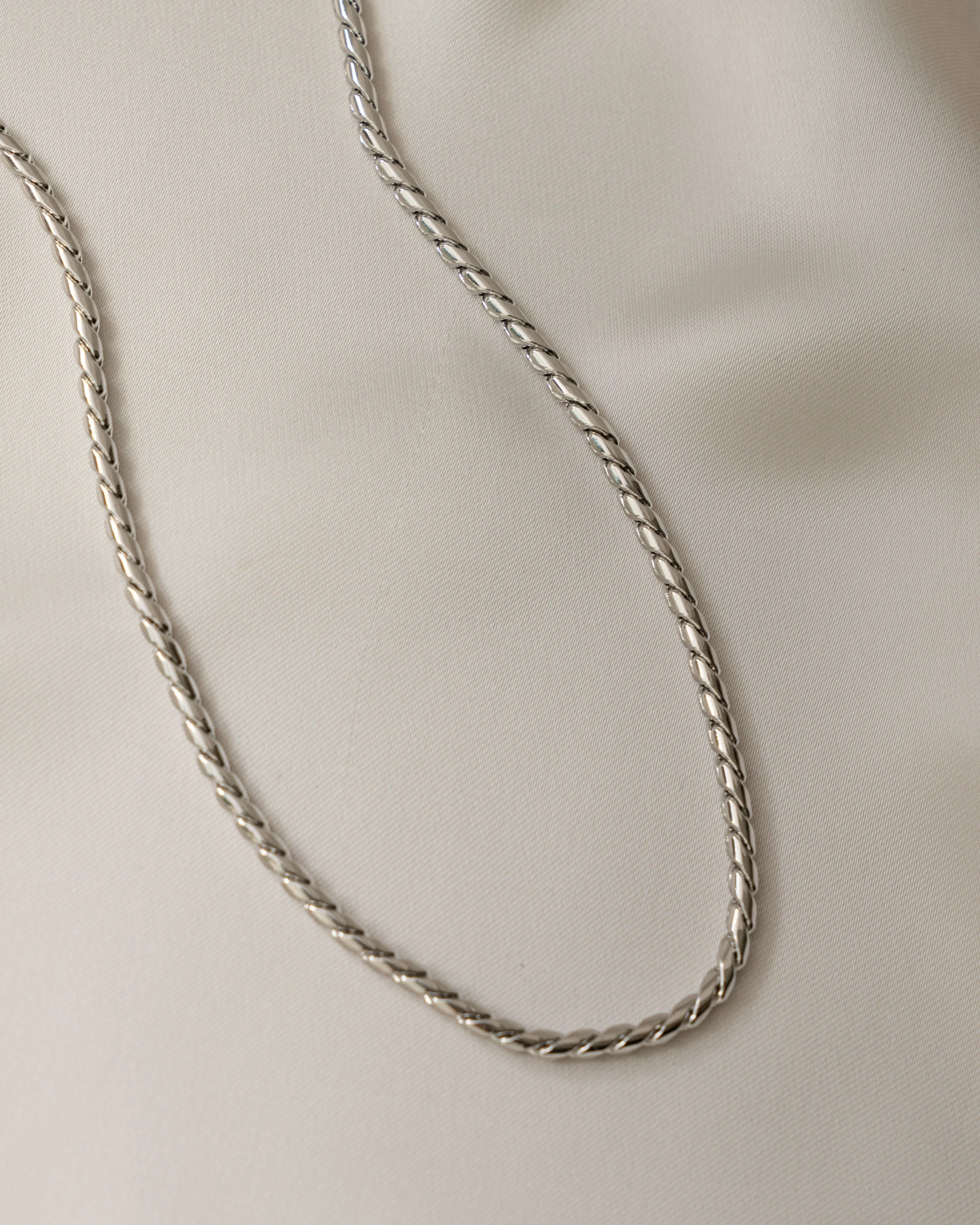 Chunky Chain Necklace - Image 7