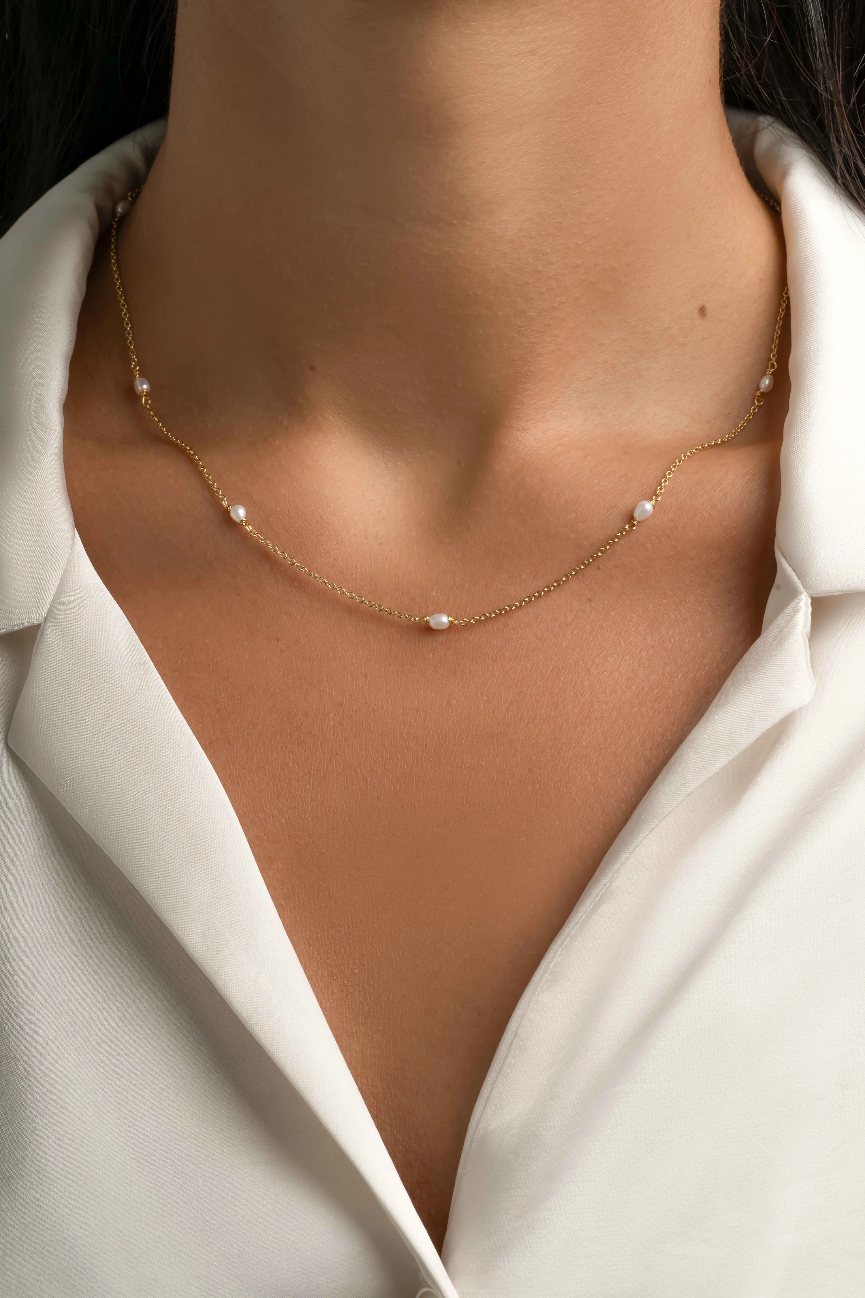 Dainty Beaded Pearl Necklace - Image 2
