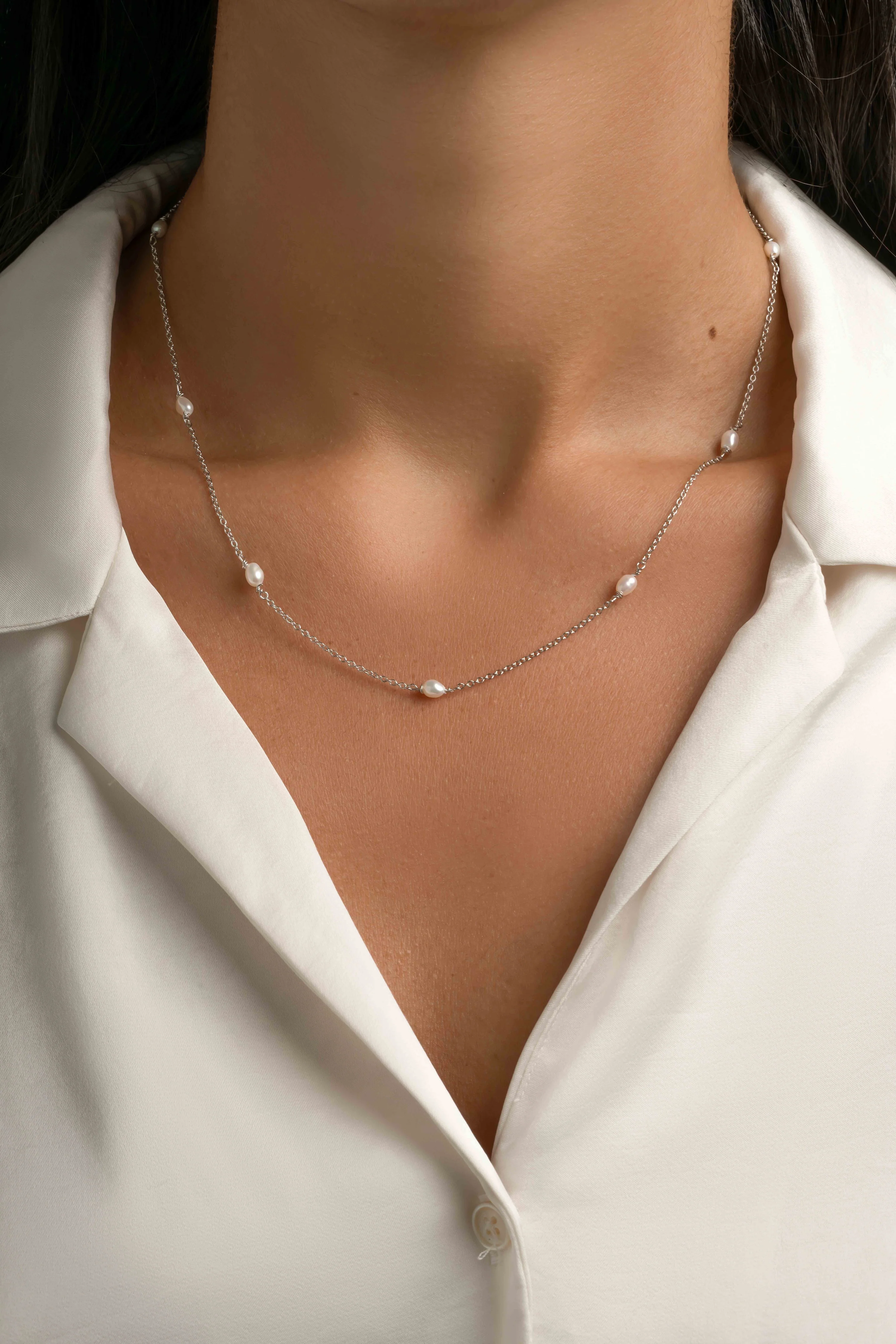 Dainty Beaded Pearl Necklace - Image 4