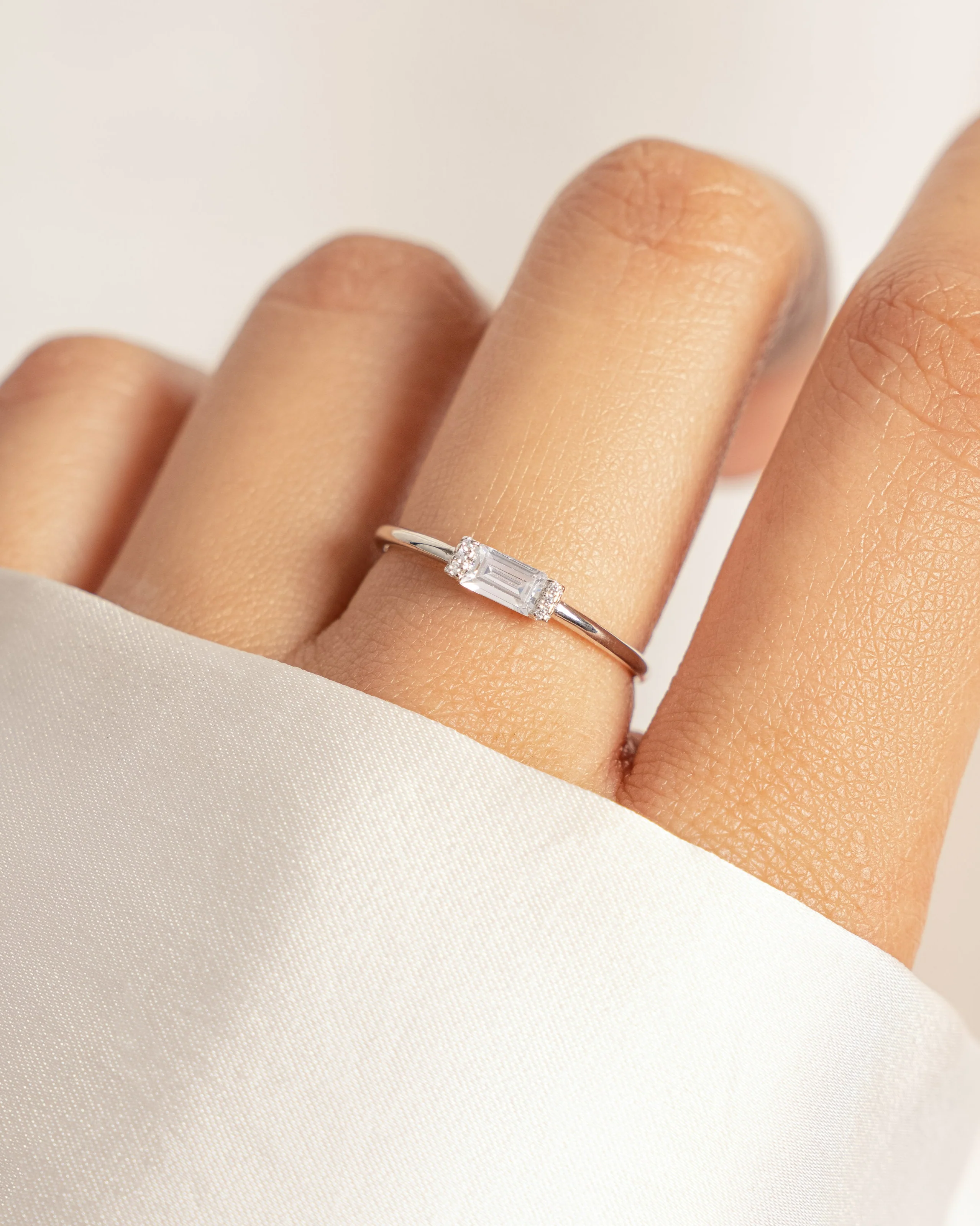 Diamond Simple Baguette Ring - Image 4