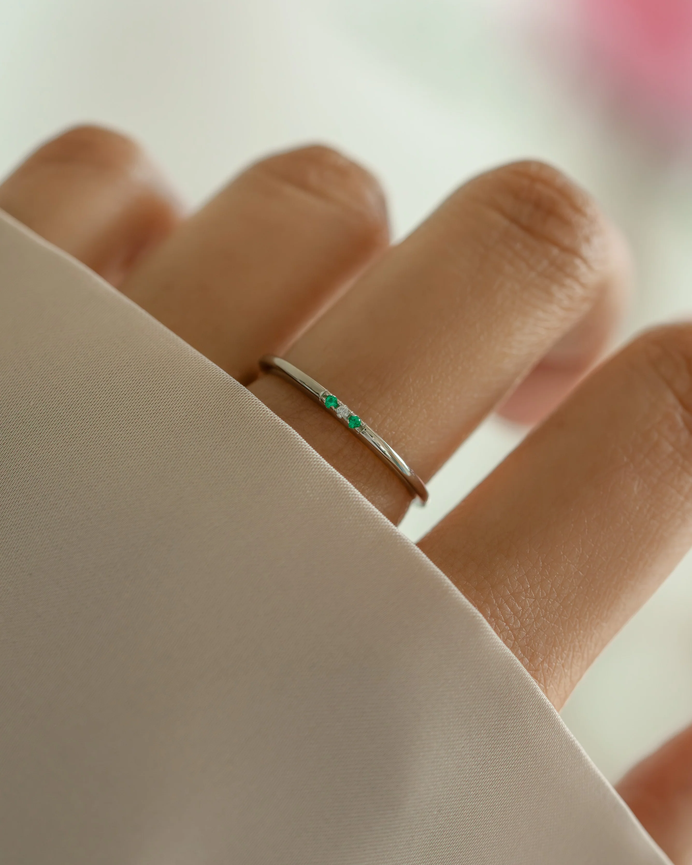 Emerald 3 Stone Diamond Ring - Image 5