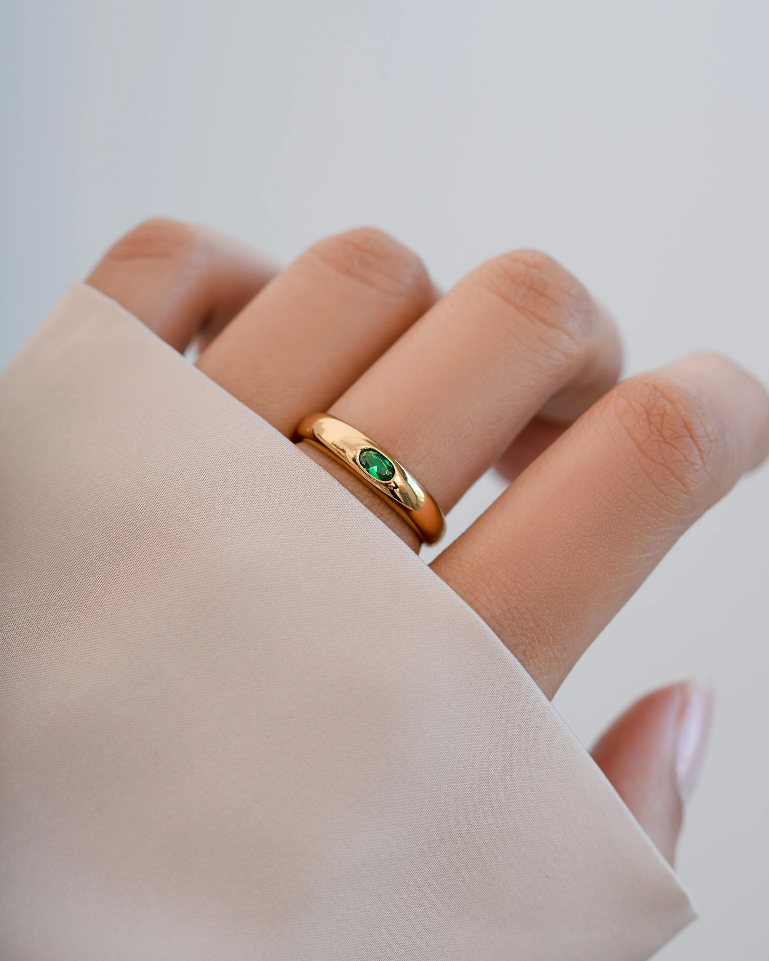 Emerald Dome Ring - Image 2