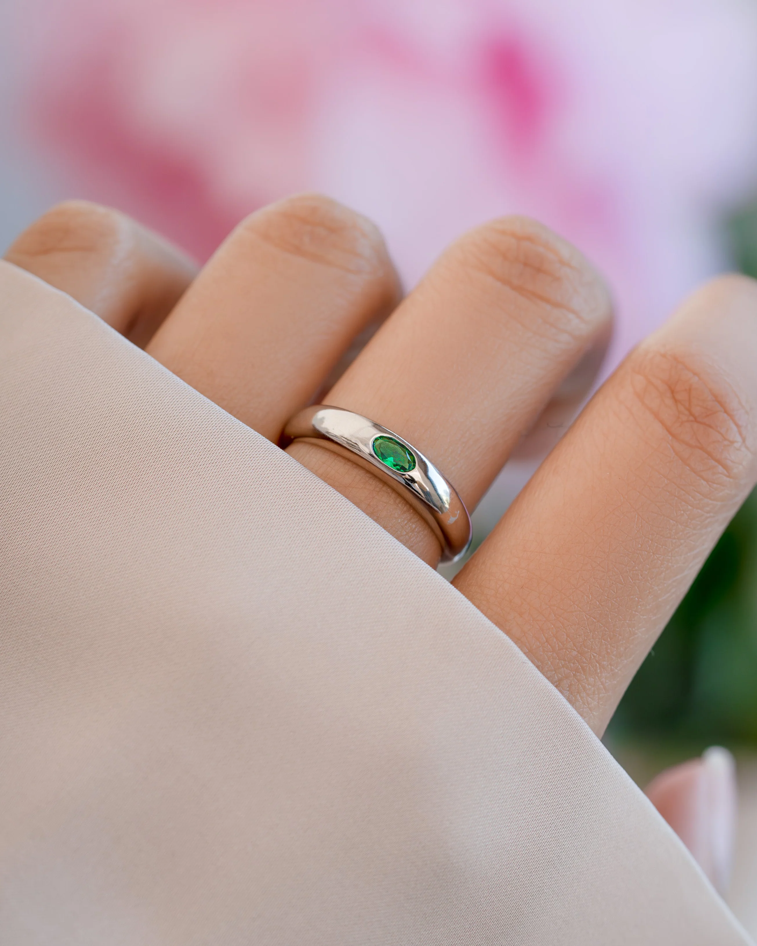 Emerald Dome Ring - Image 4