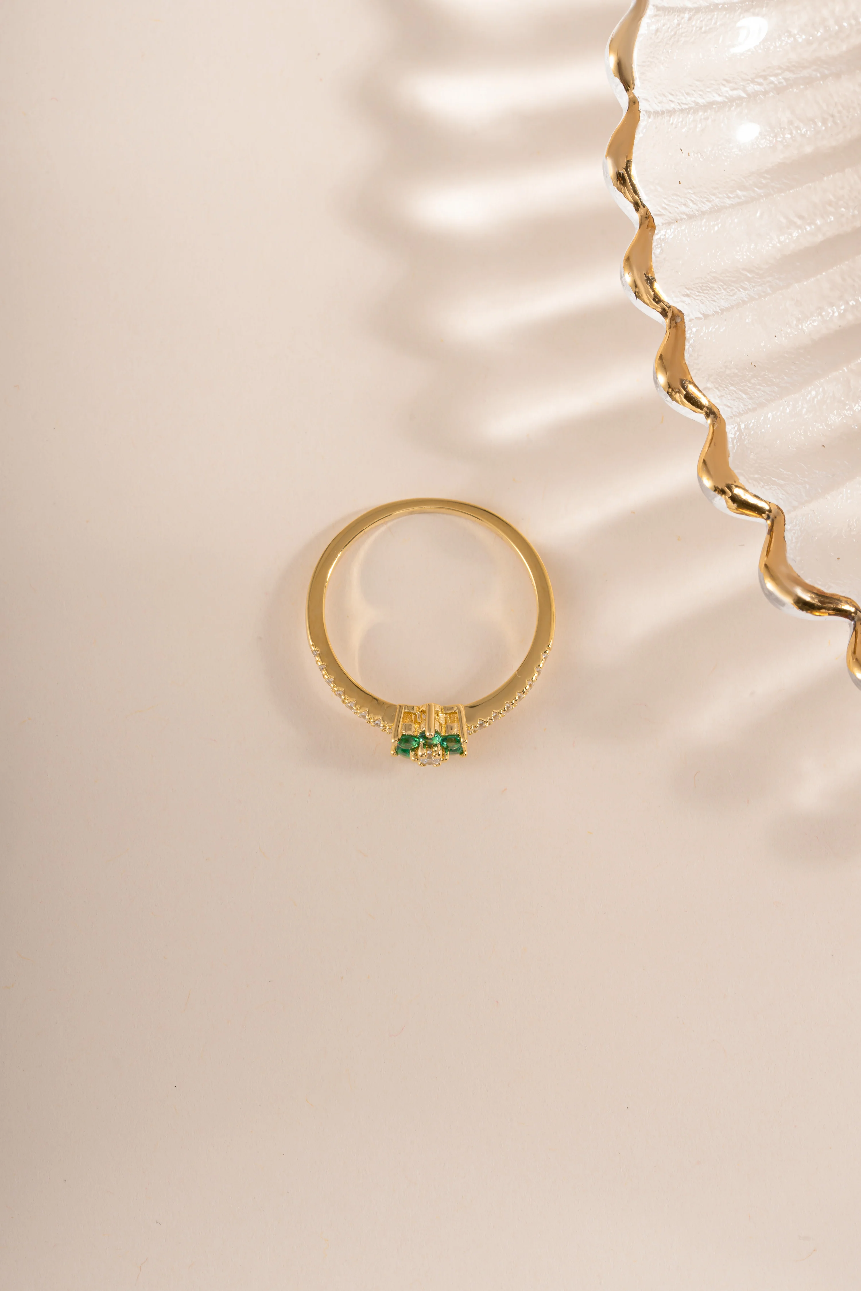 Emerald Flower Ring - Image 7