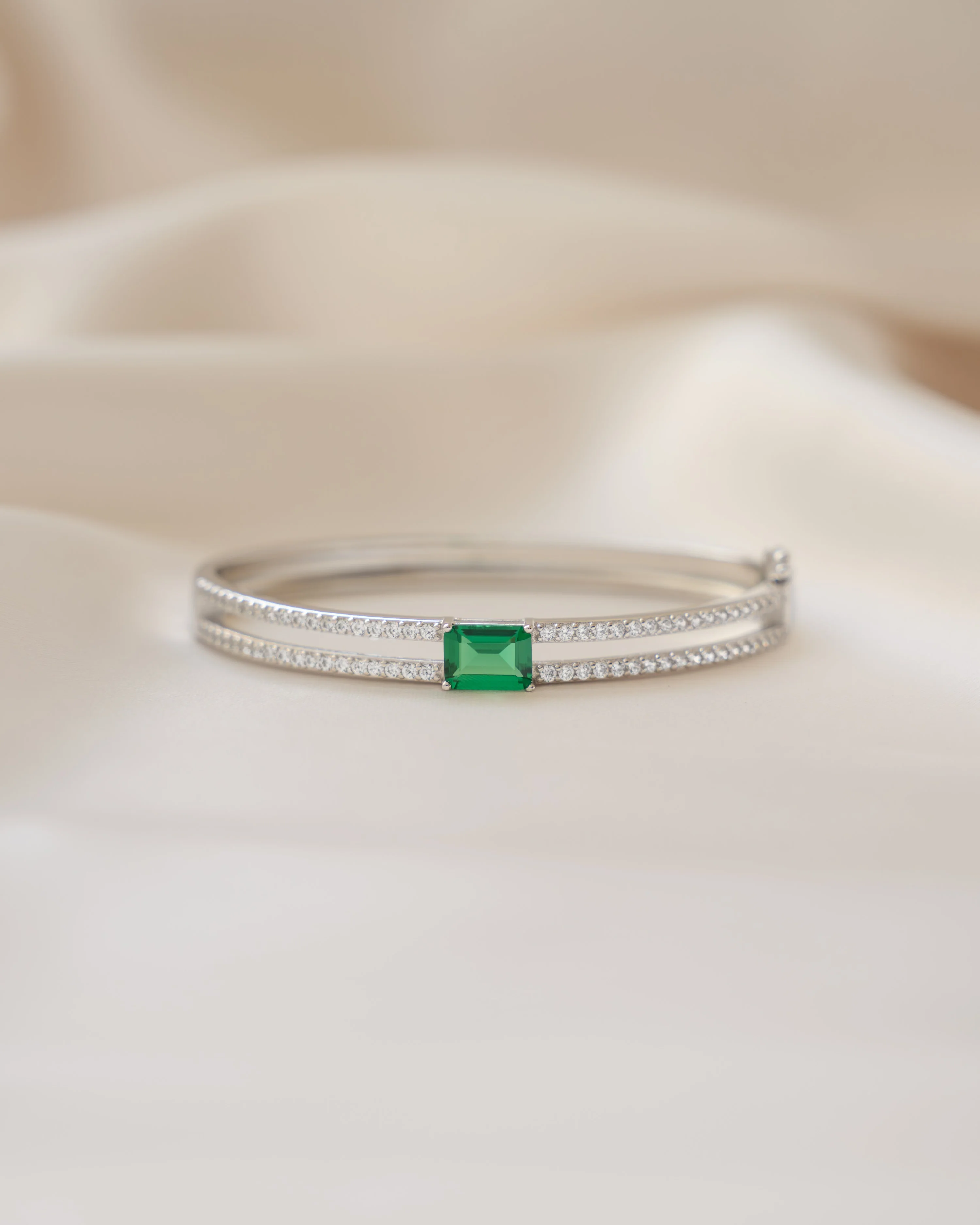 Emerald Pavé Bangle - Image 3