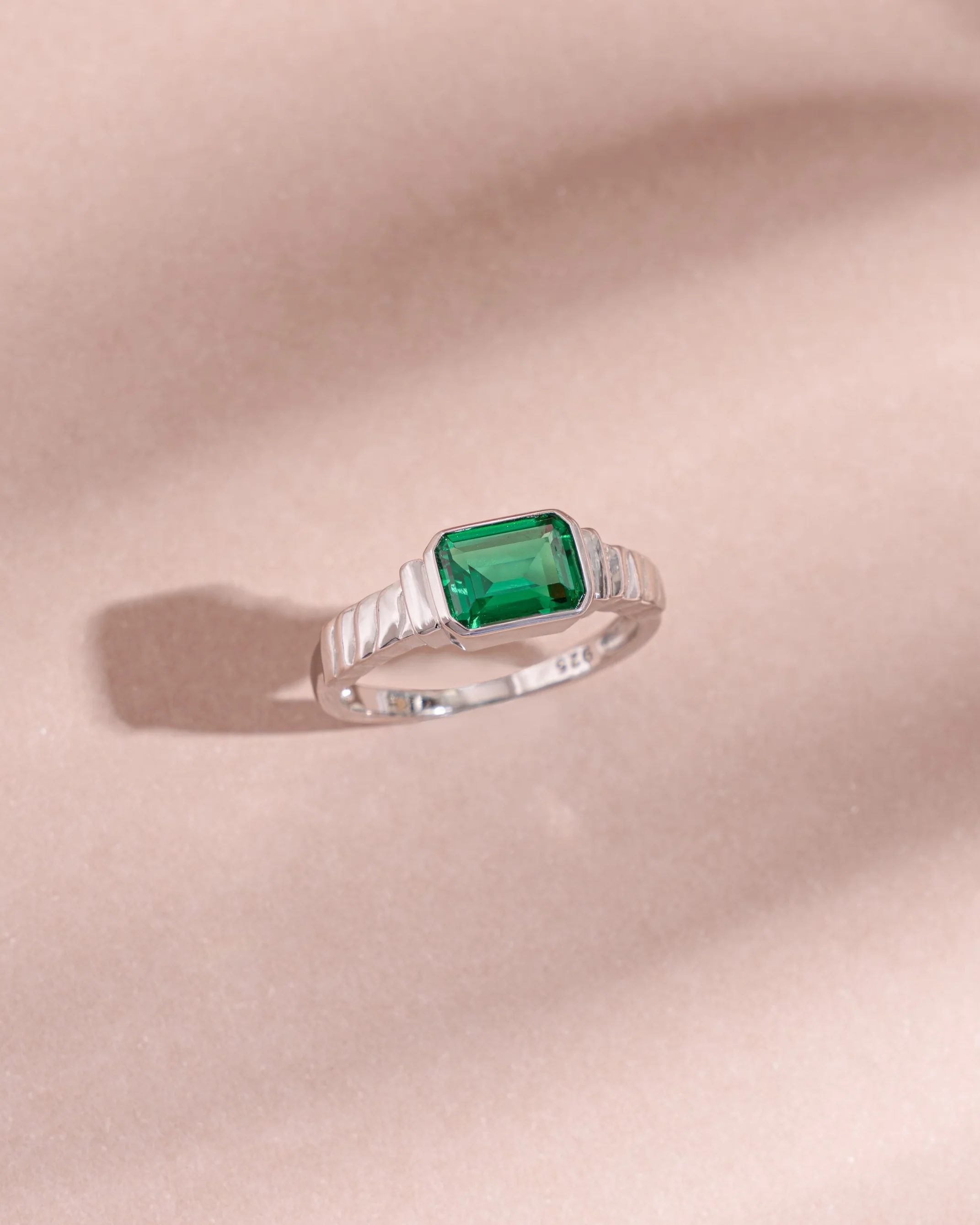 Emerald Statement Ring - Image 8
