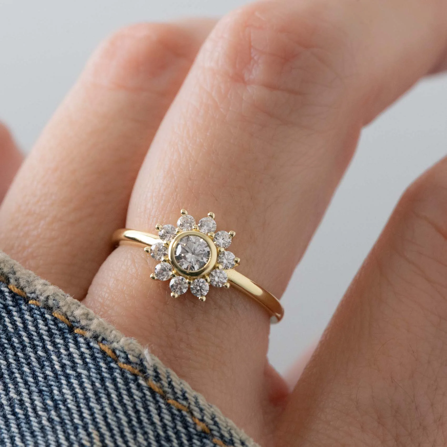 Flower Ring - Image 2