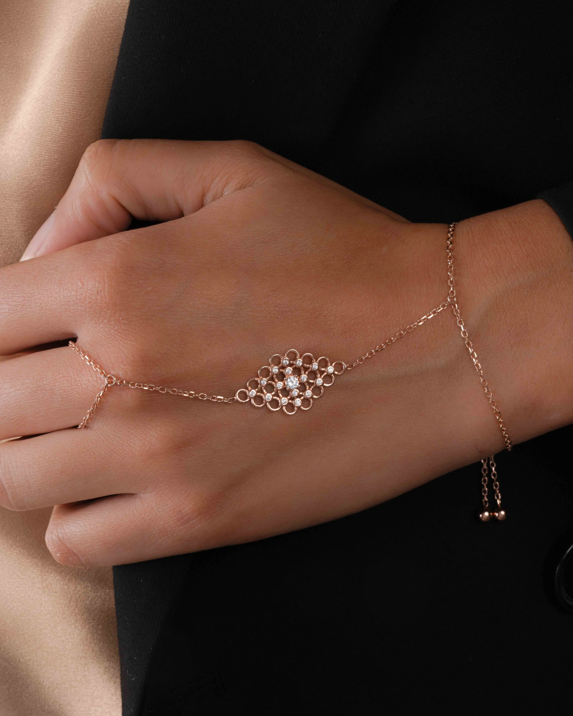 Hand Chain - Image 6