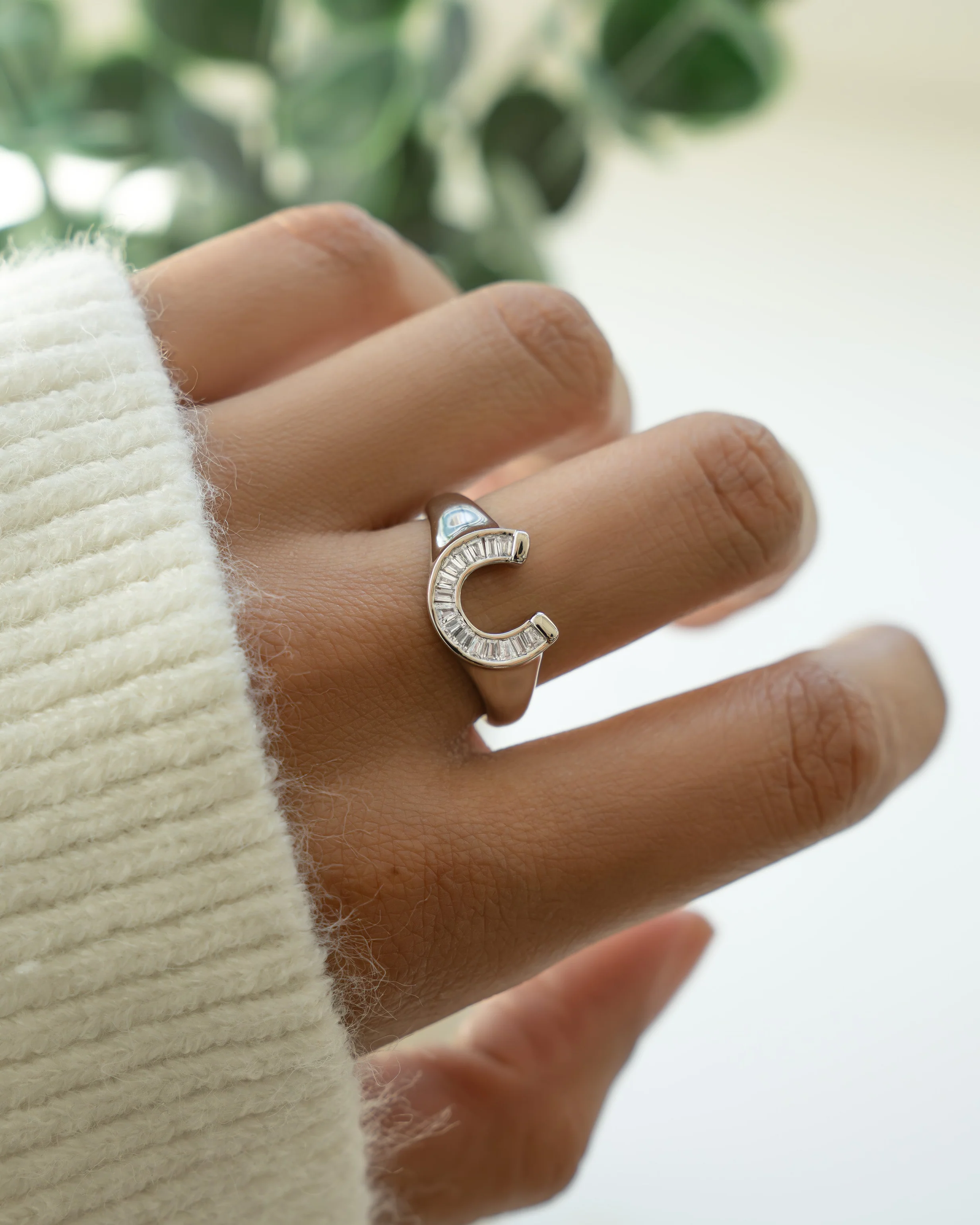 Horseshoe Ring - Image 4