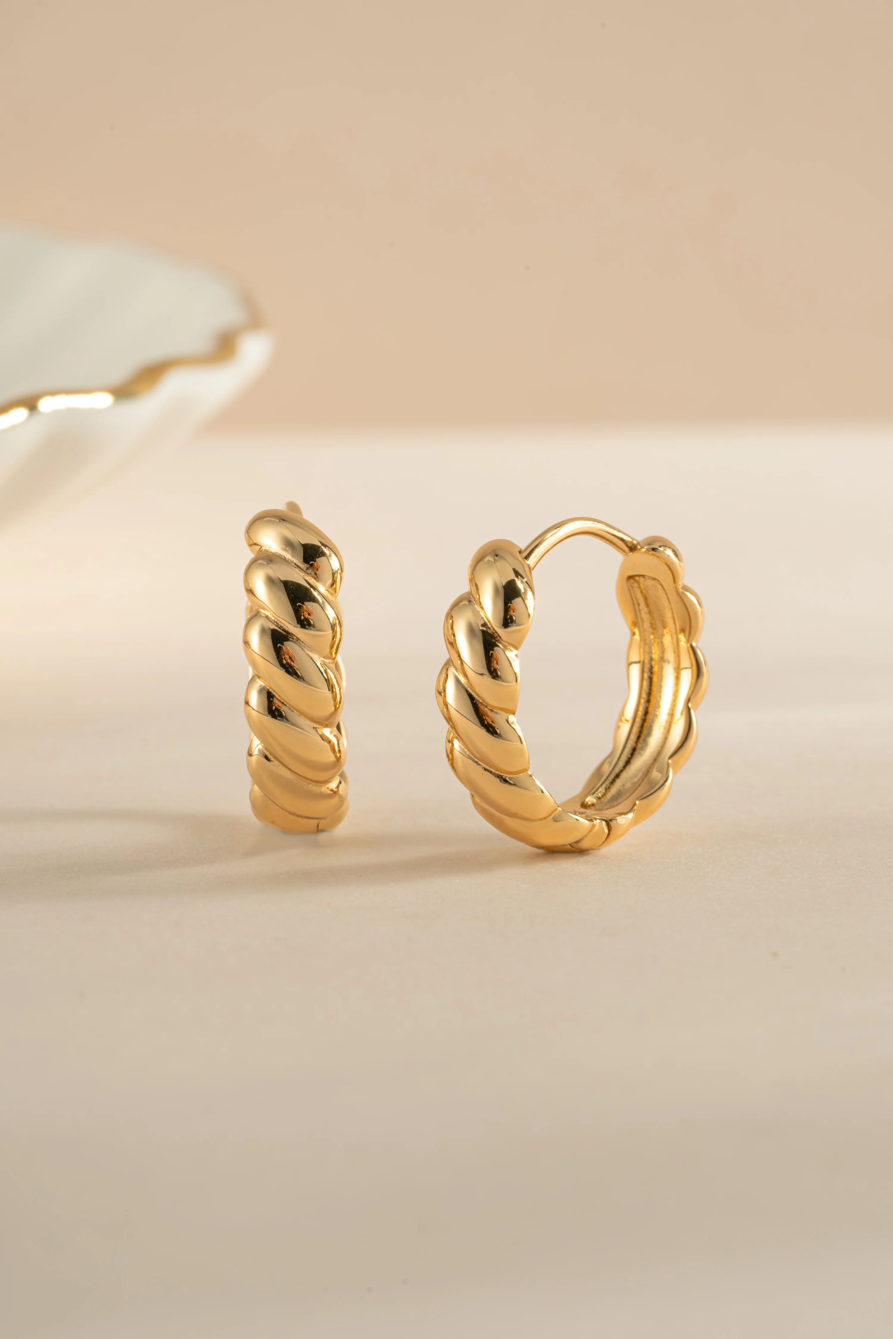Jacky Hoop Earrings - Image 6