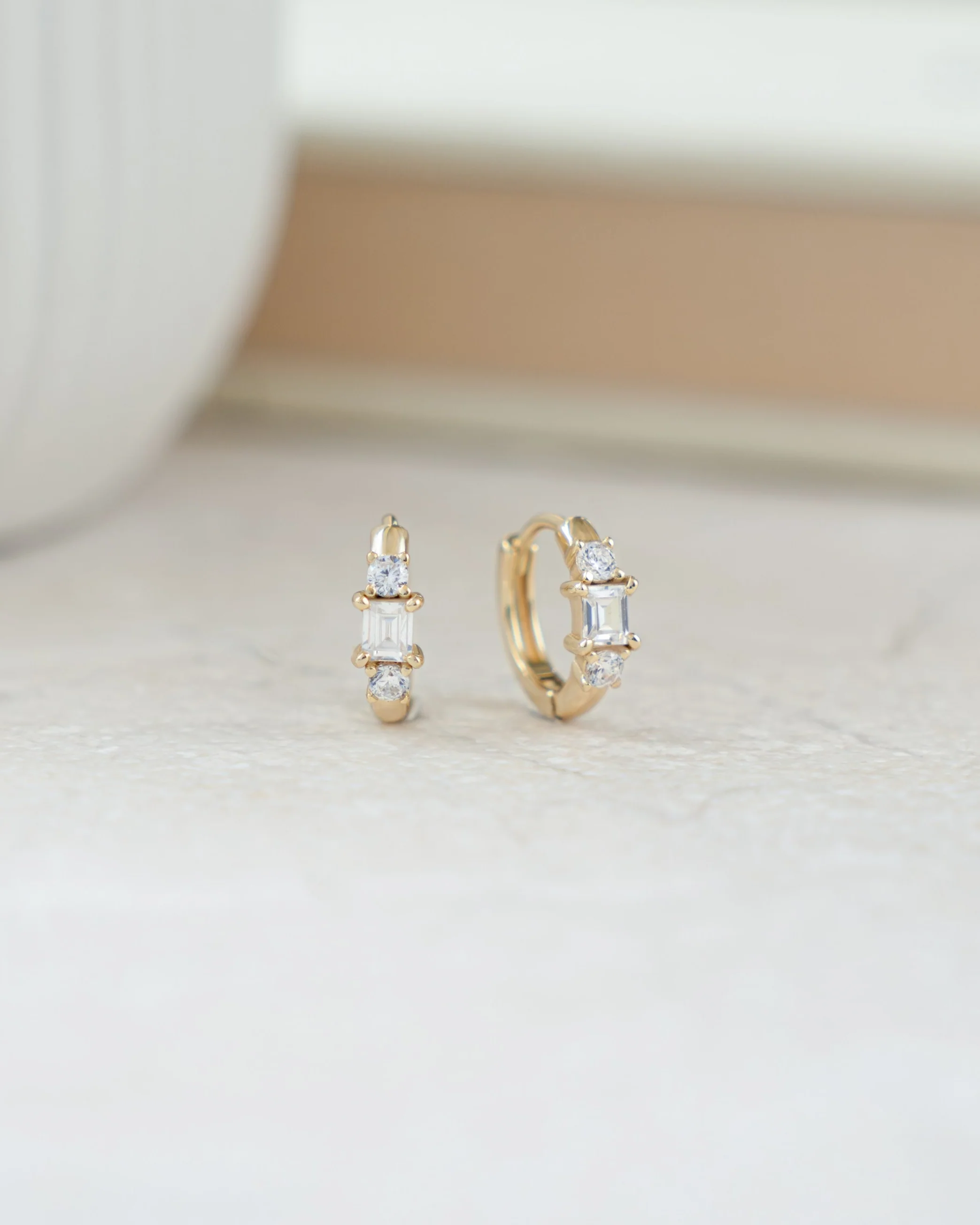 Kai Huggie Hoops - Image 5