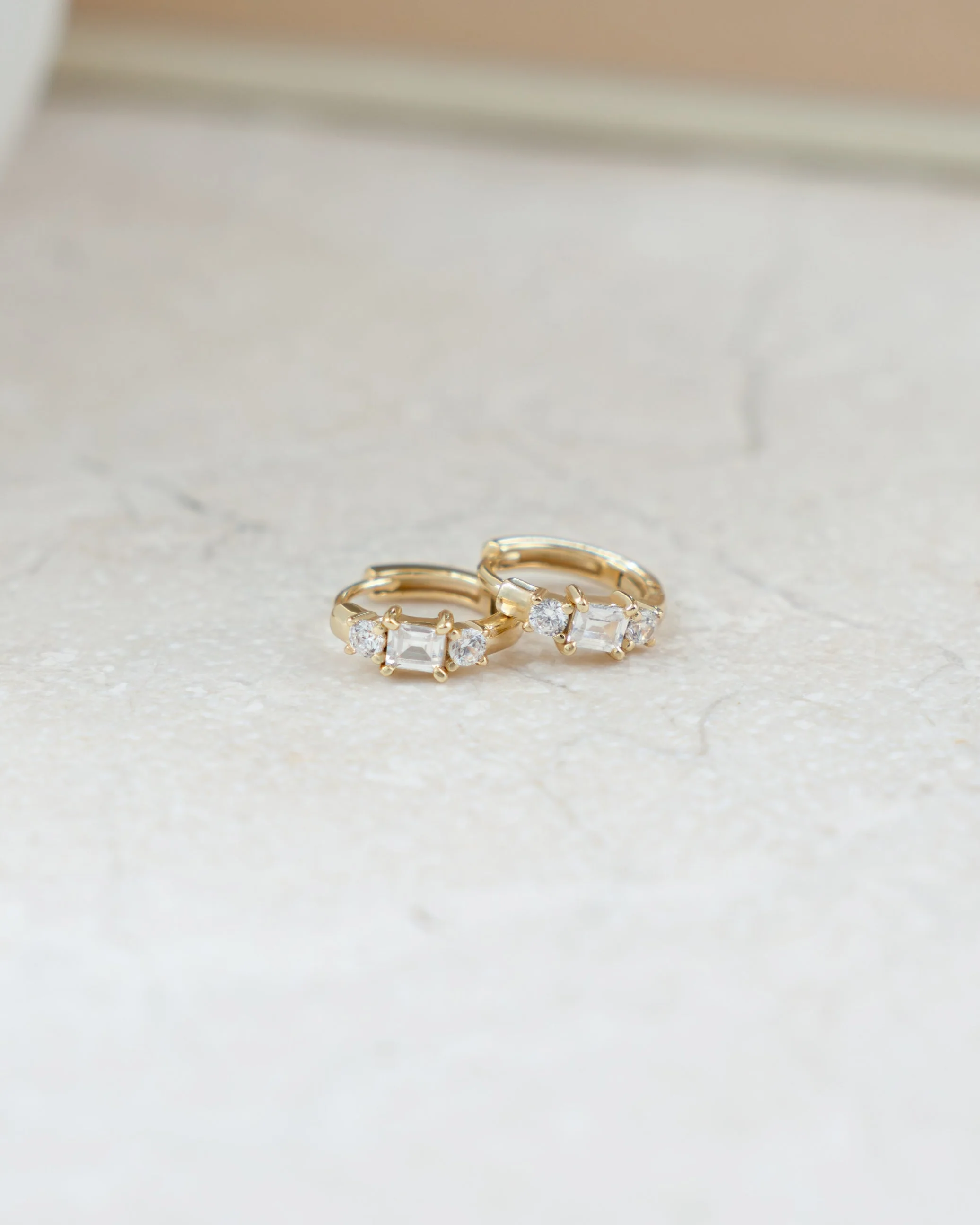 Kai Huggie Hoops - Image 8