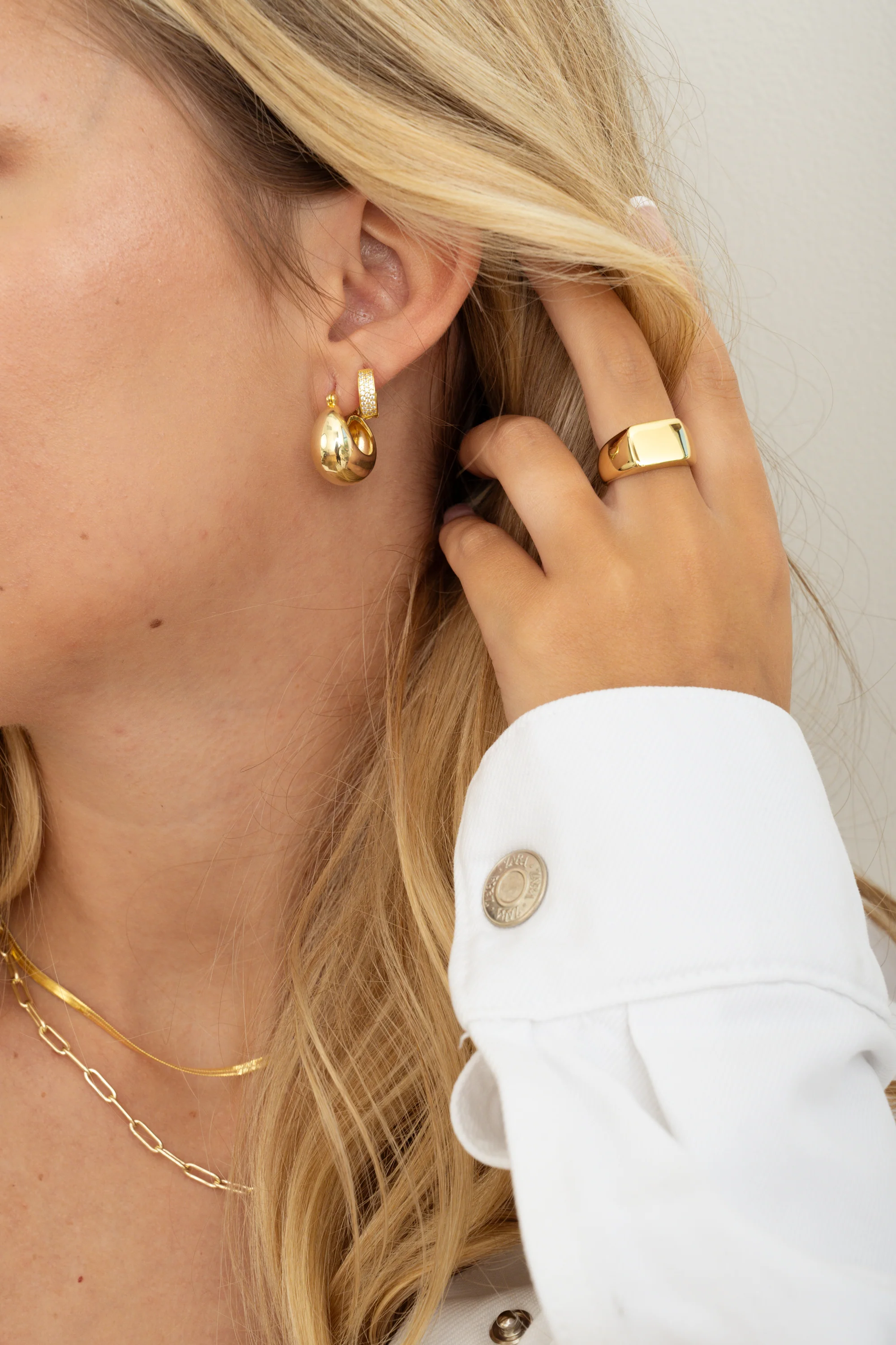 Lanie Diamond Huggie Earrings - Image 4