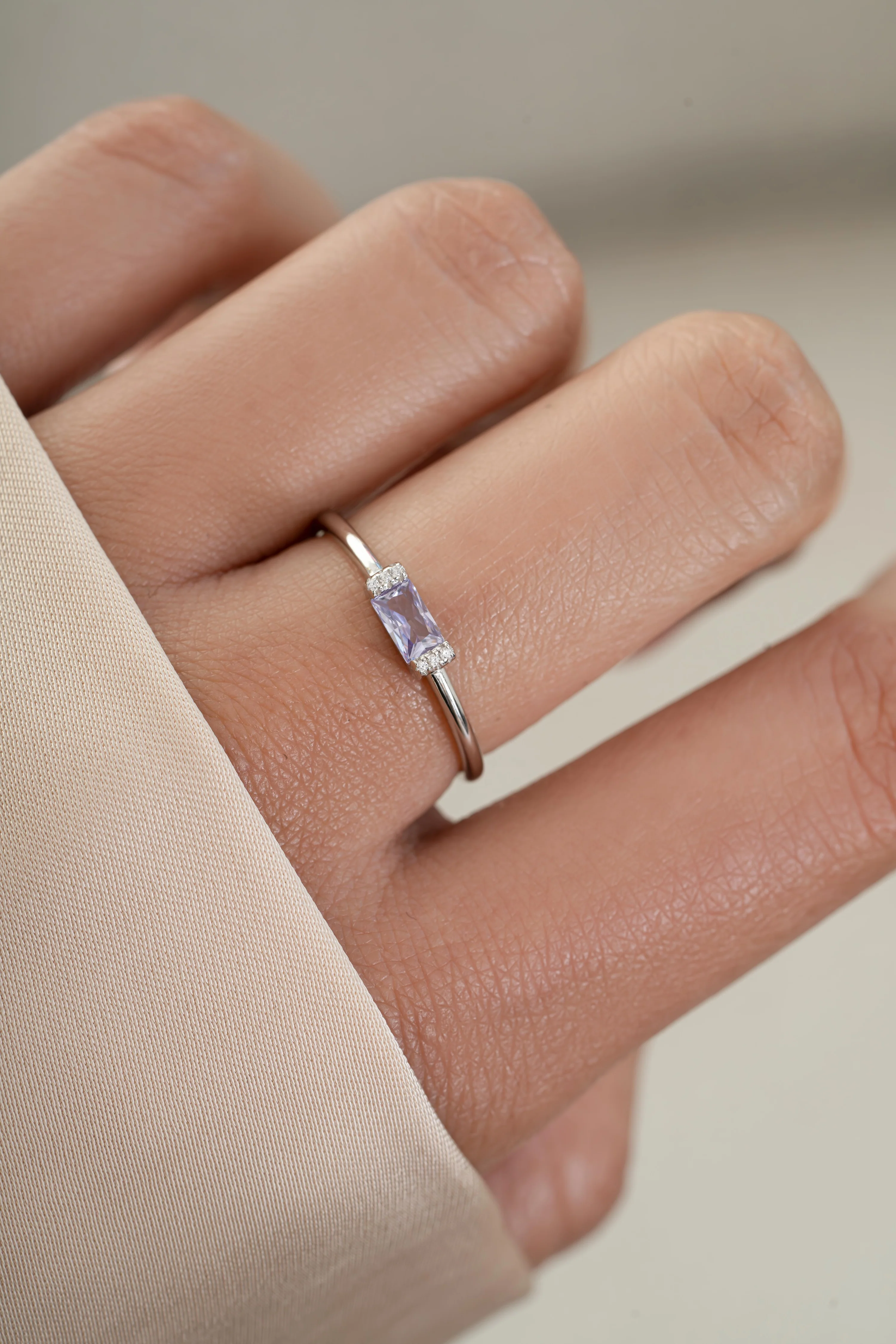 Light Amethyst Simple Baguette Ring - Image 4