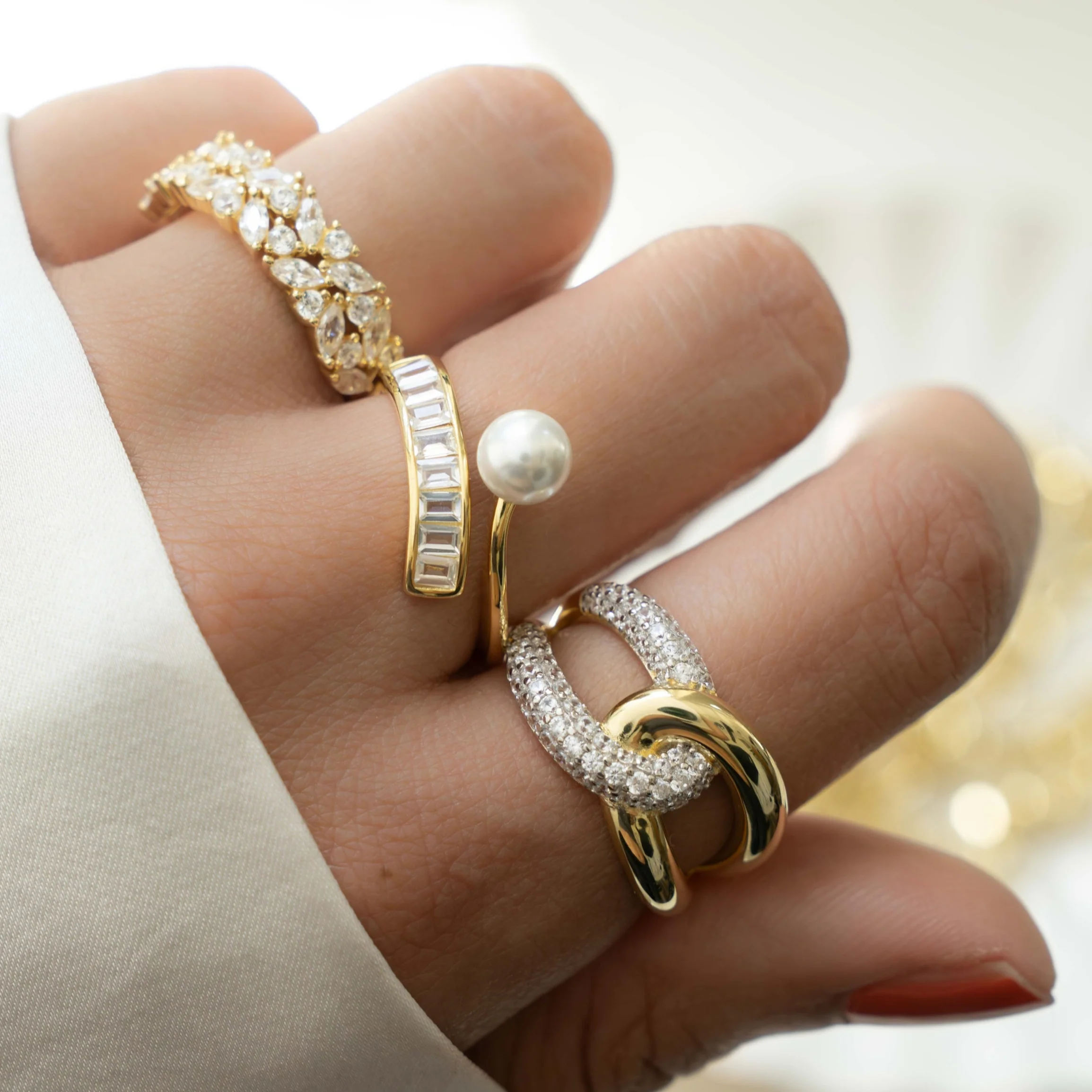 Mixed Metal Loop Ring - Image 4