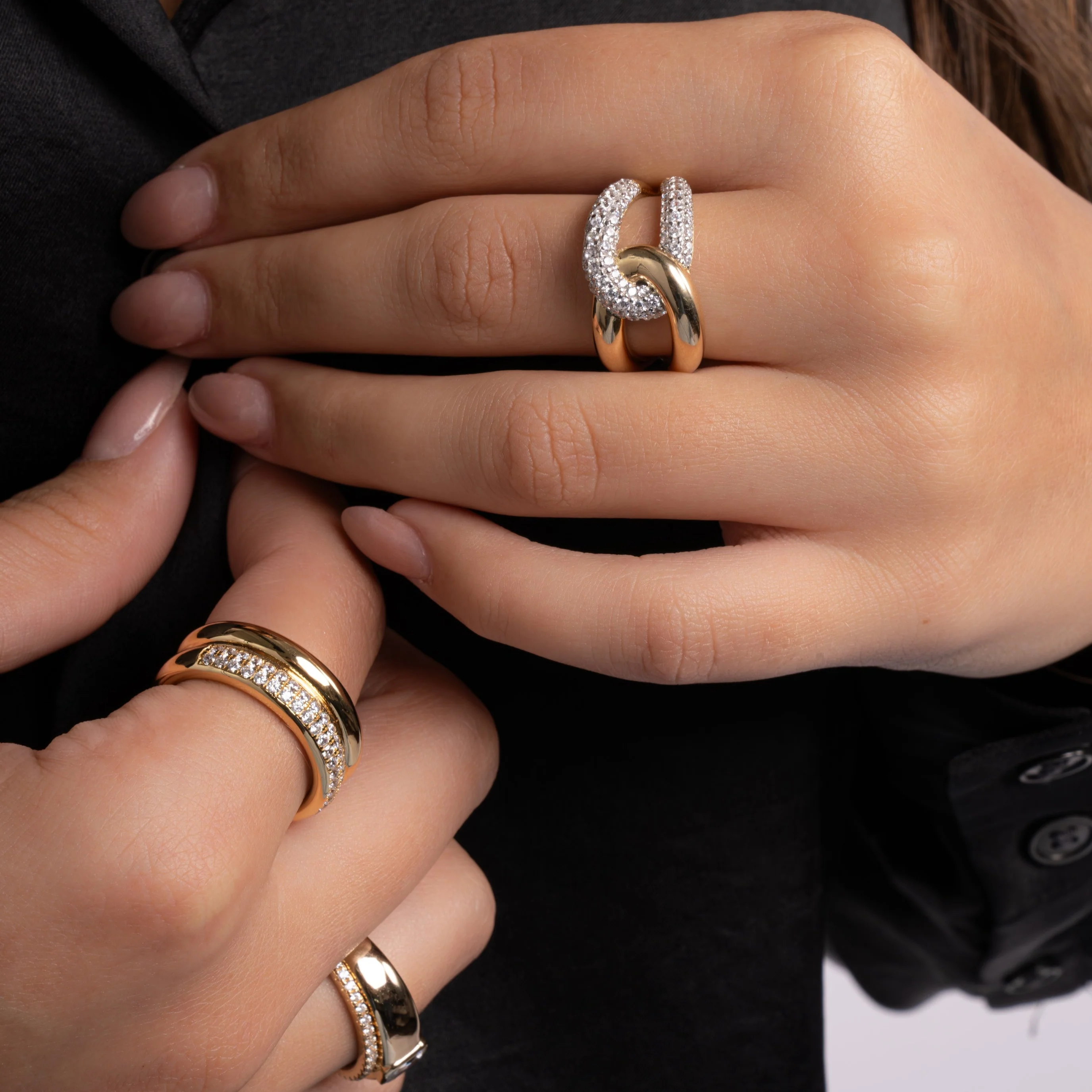 Mixed Metal Loop Ring - Image 7