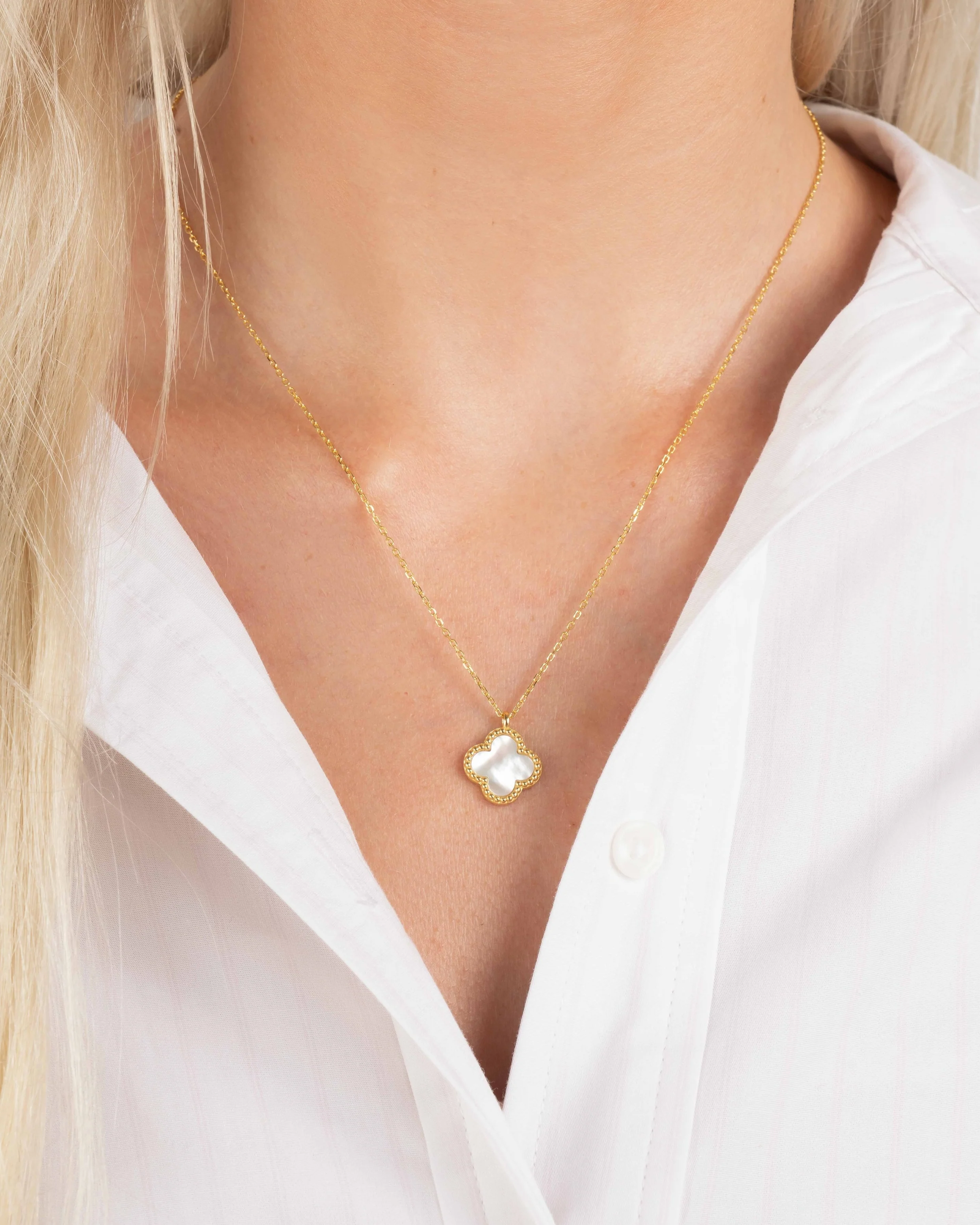 Mother of Pearl Clover Necklace - Image 2