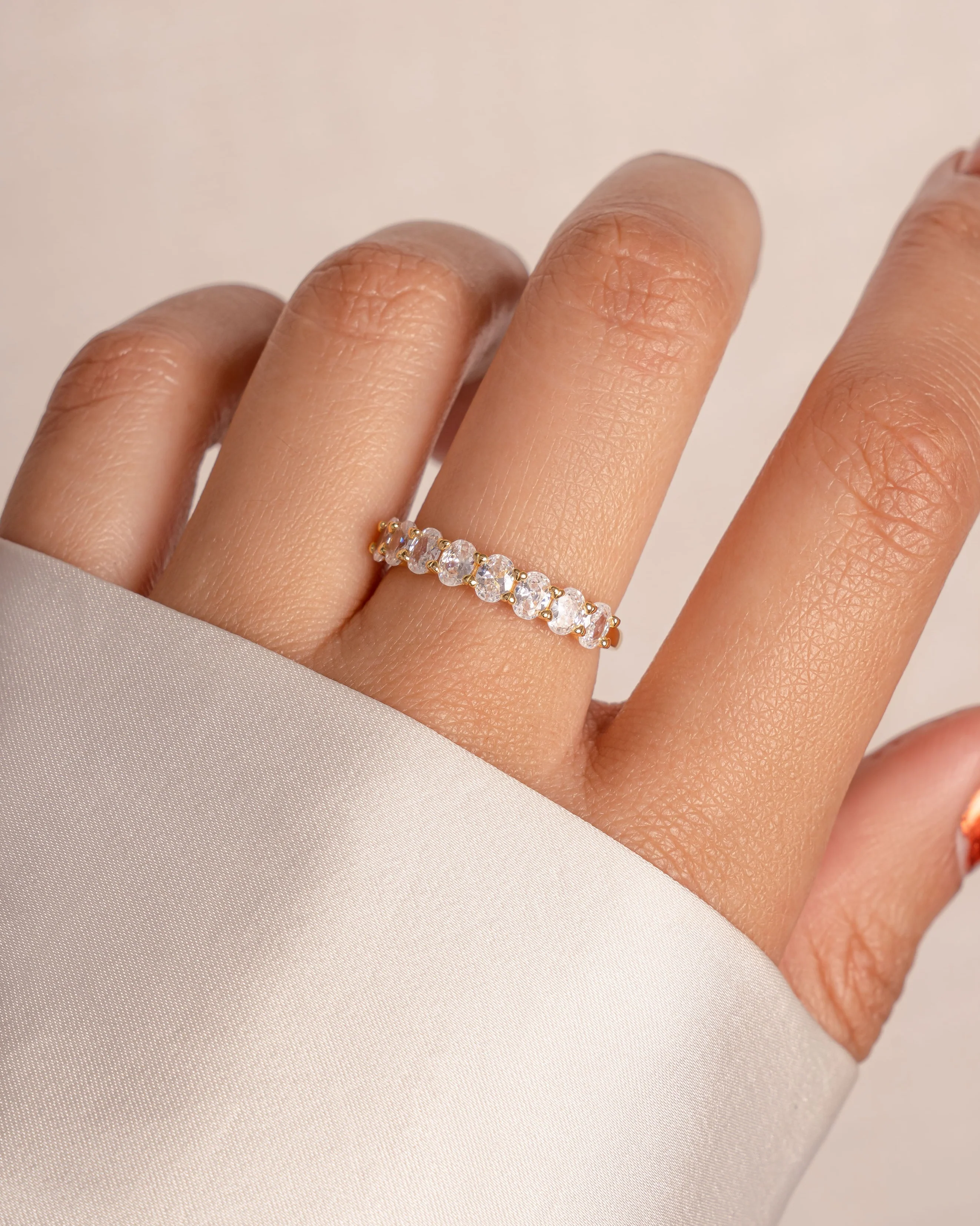 Oval Diamond Ring - Image 2