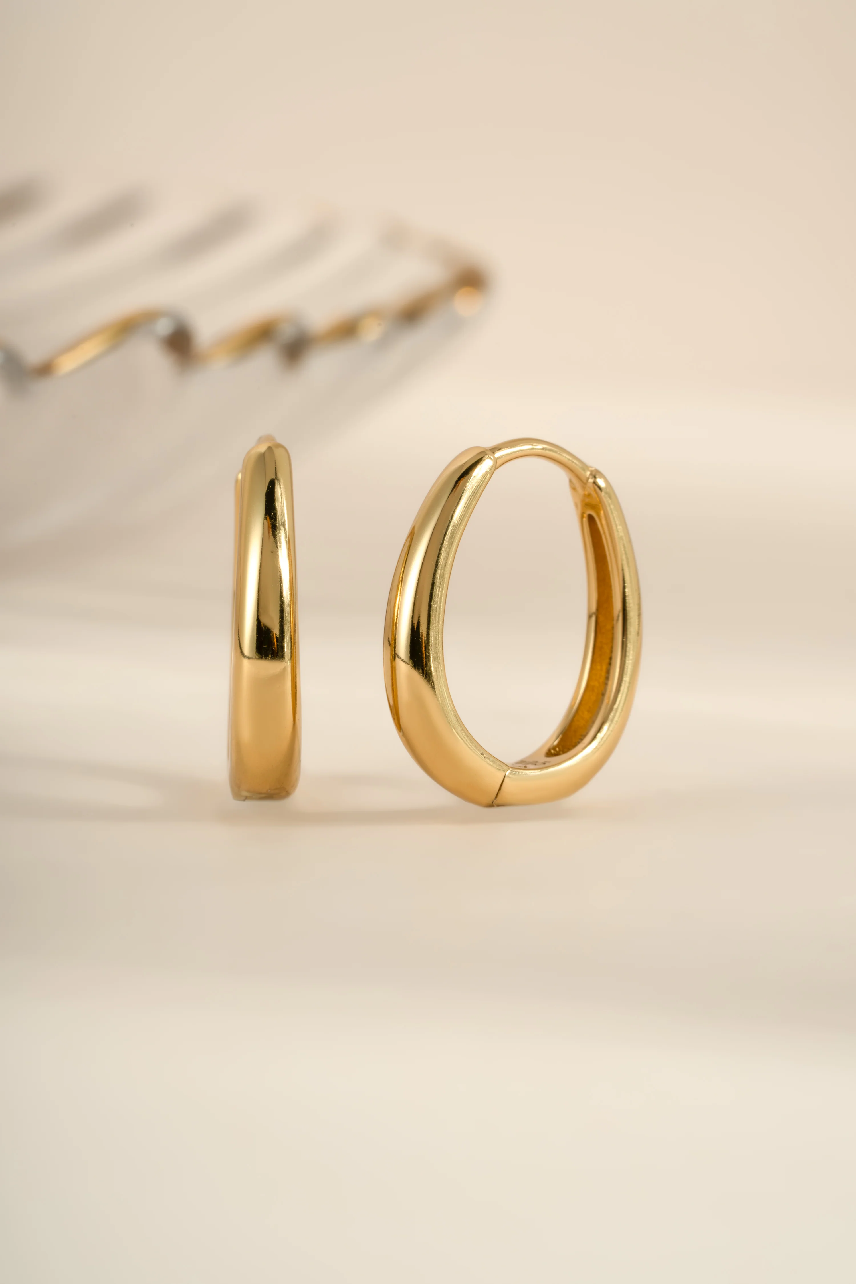 Oval Hoops - Image 8