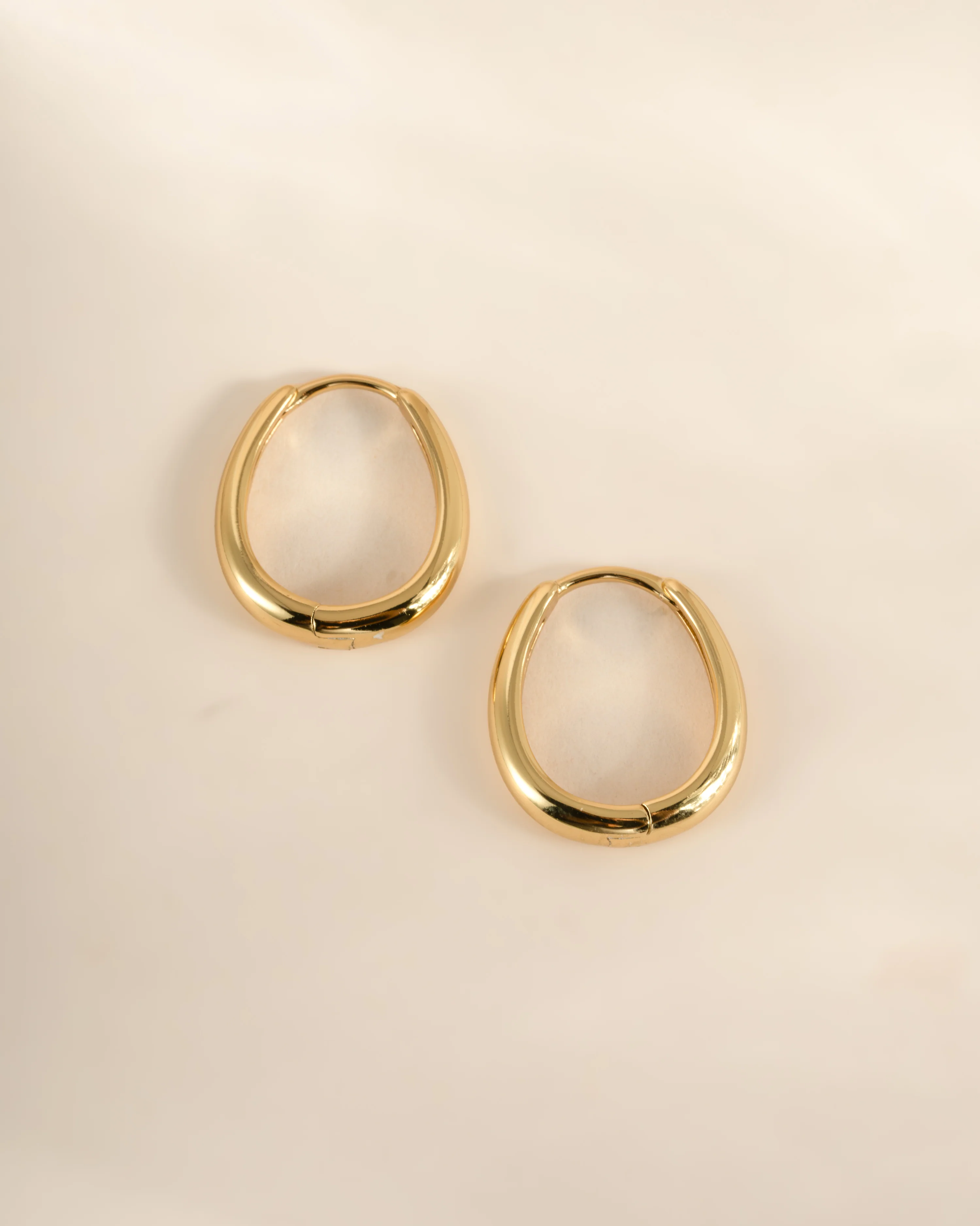 Oval Hoops - Image 9
