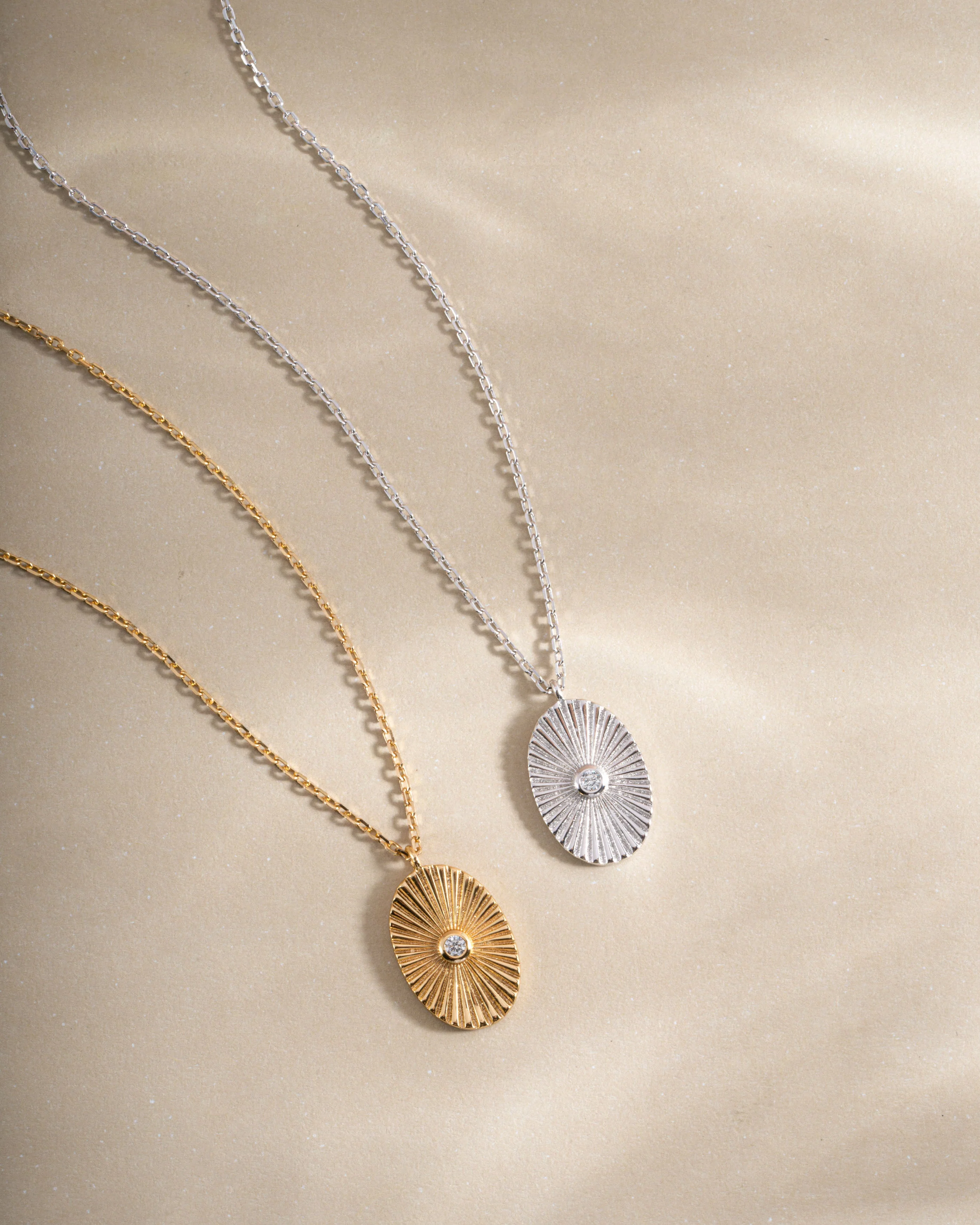 Oval Medallion Necklace - Image 3