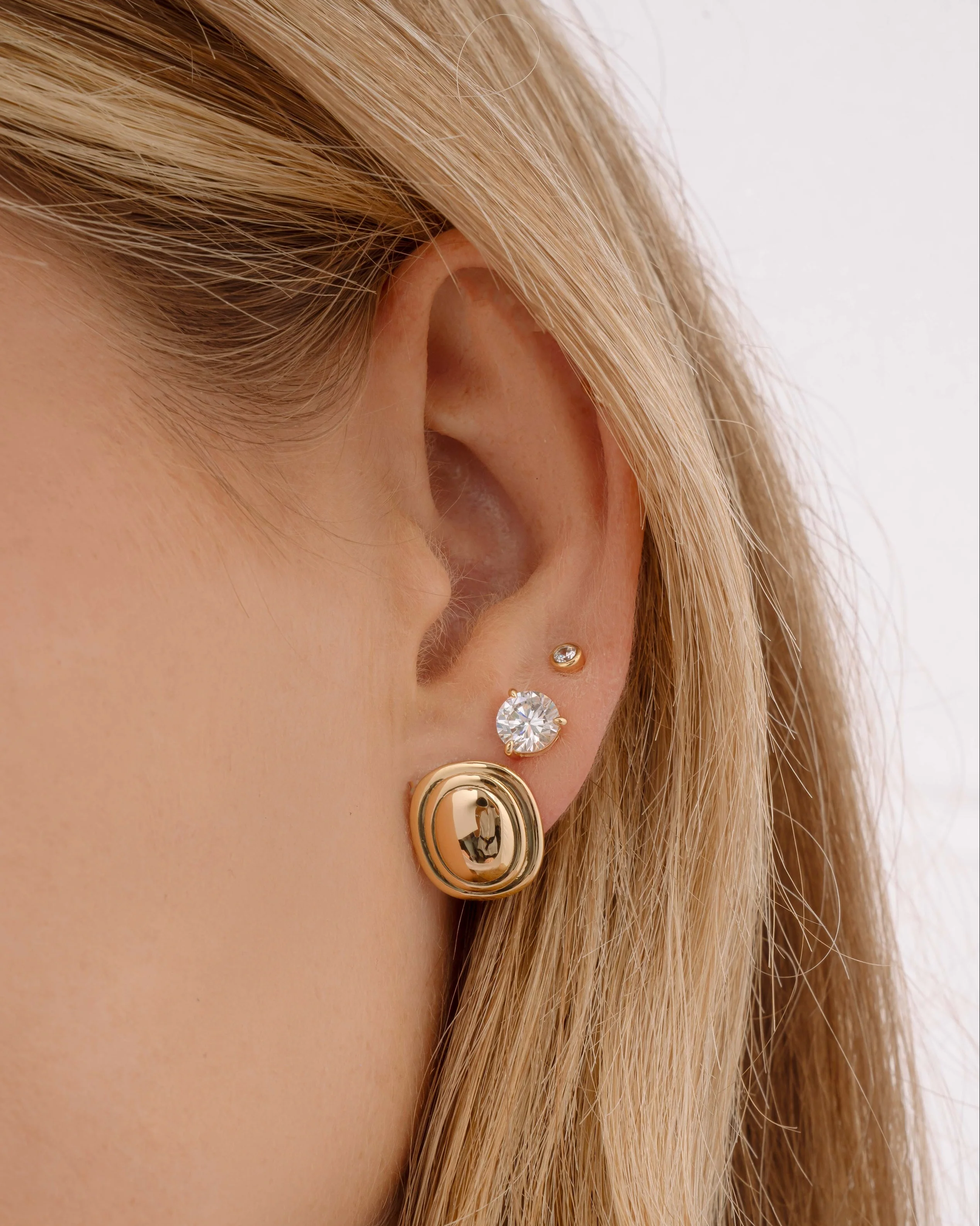 Oval Statement Stud Earrings - Image 2
