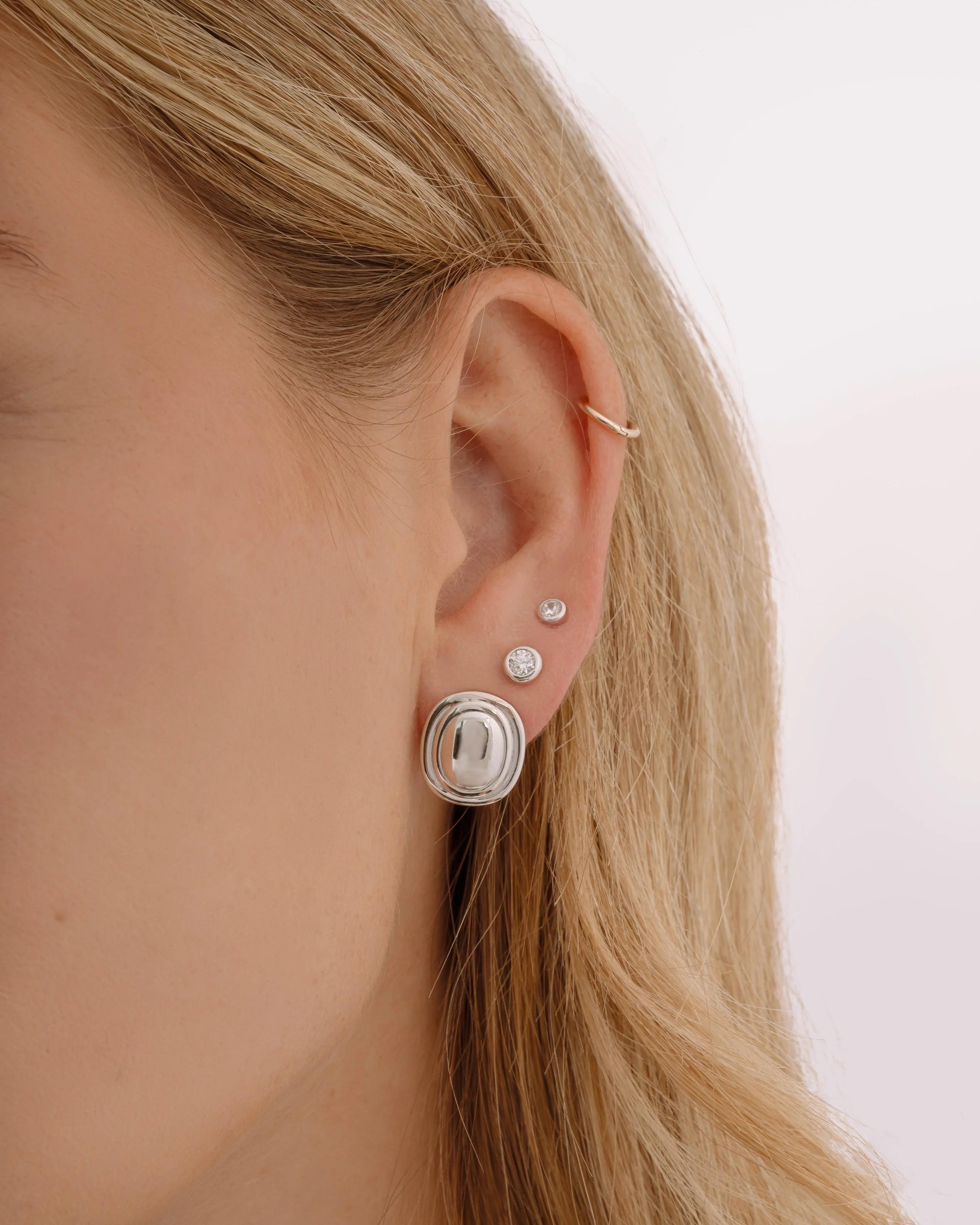 Oval Statement Stud Earrings - Image 4