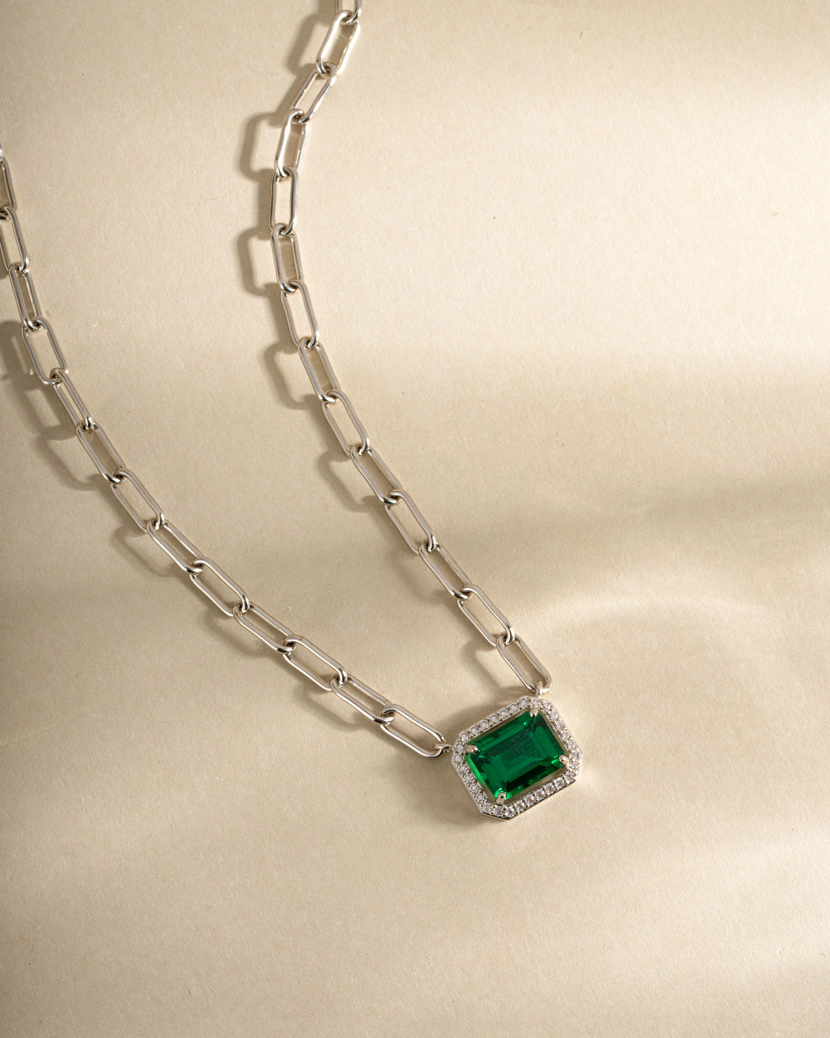 Paperclip Emerald Pendant Necklace - Image 6