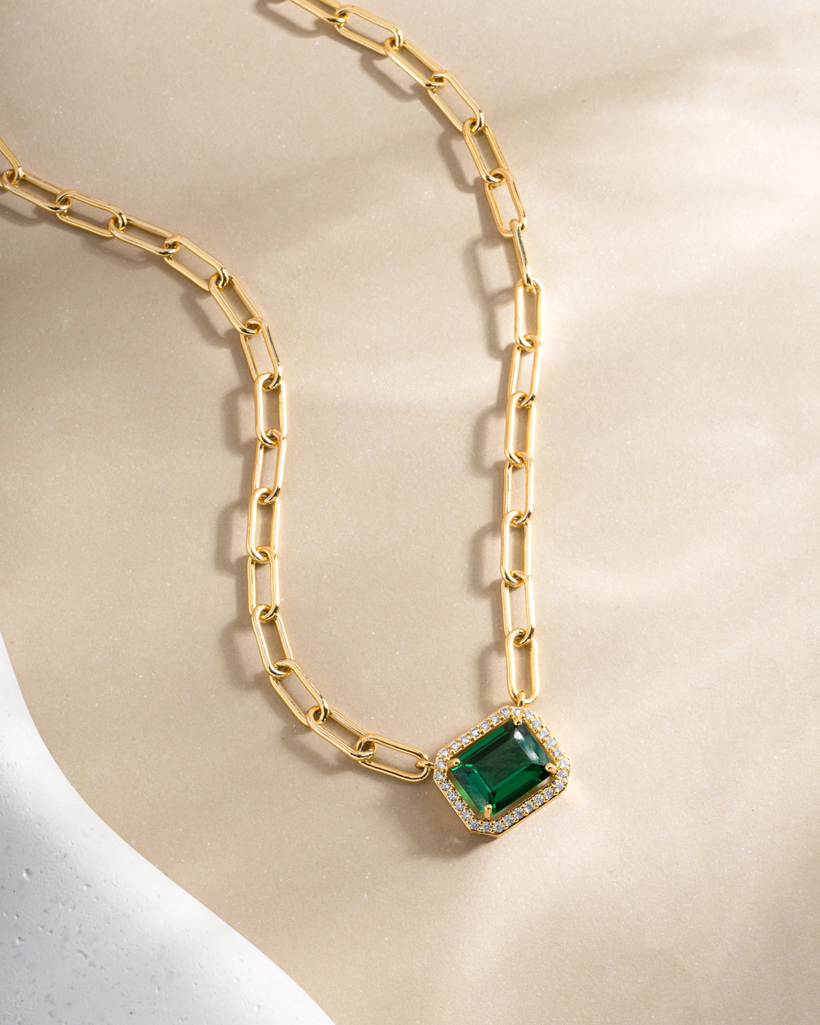 Paperclip Emerald Pendant Necklace - Image 8