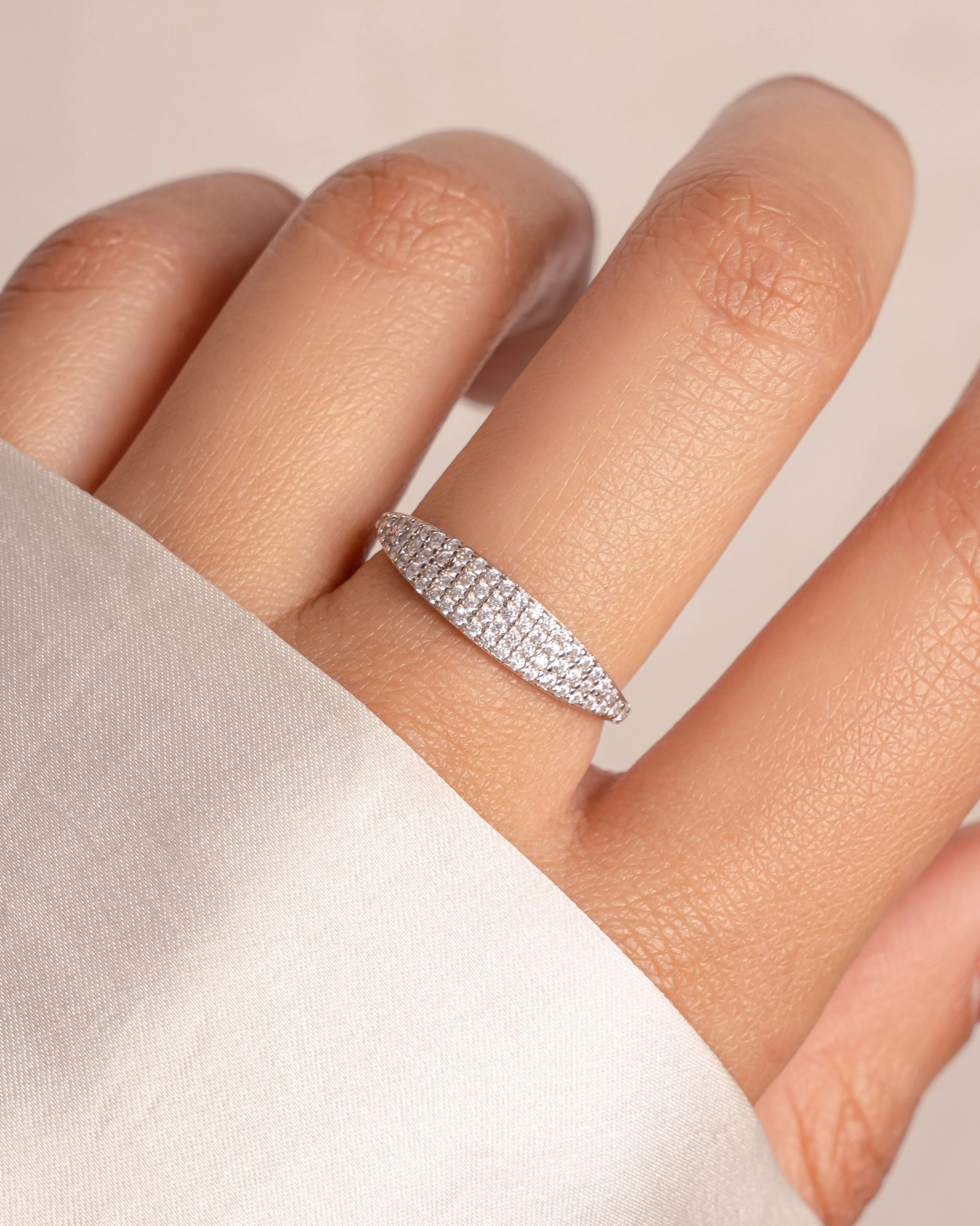 Pavé Signet Ring - Image 4