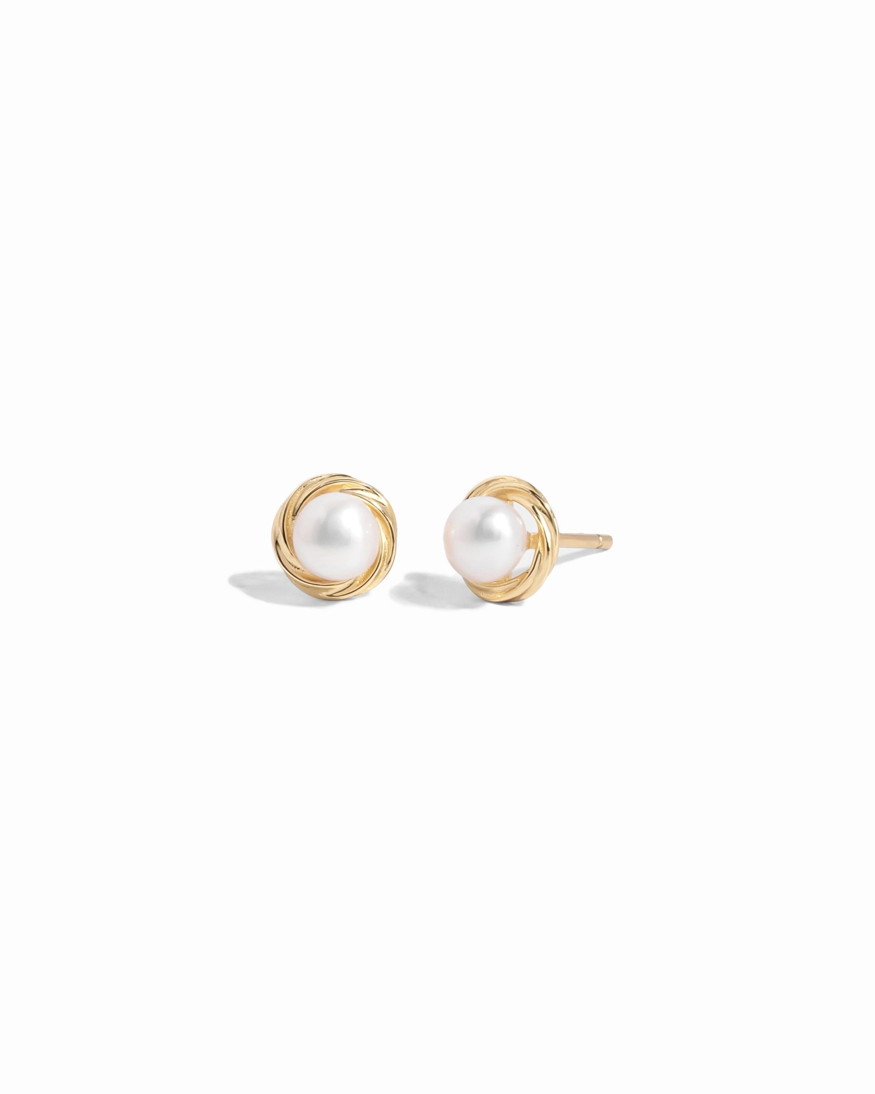 Pearl Button Studs