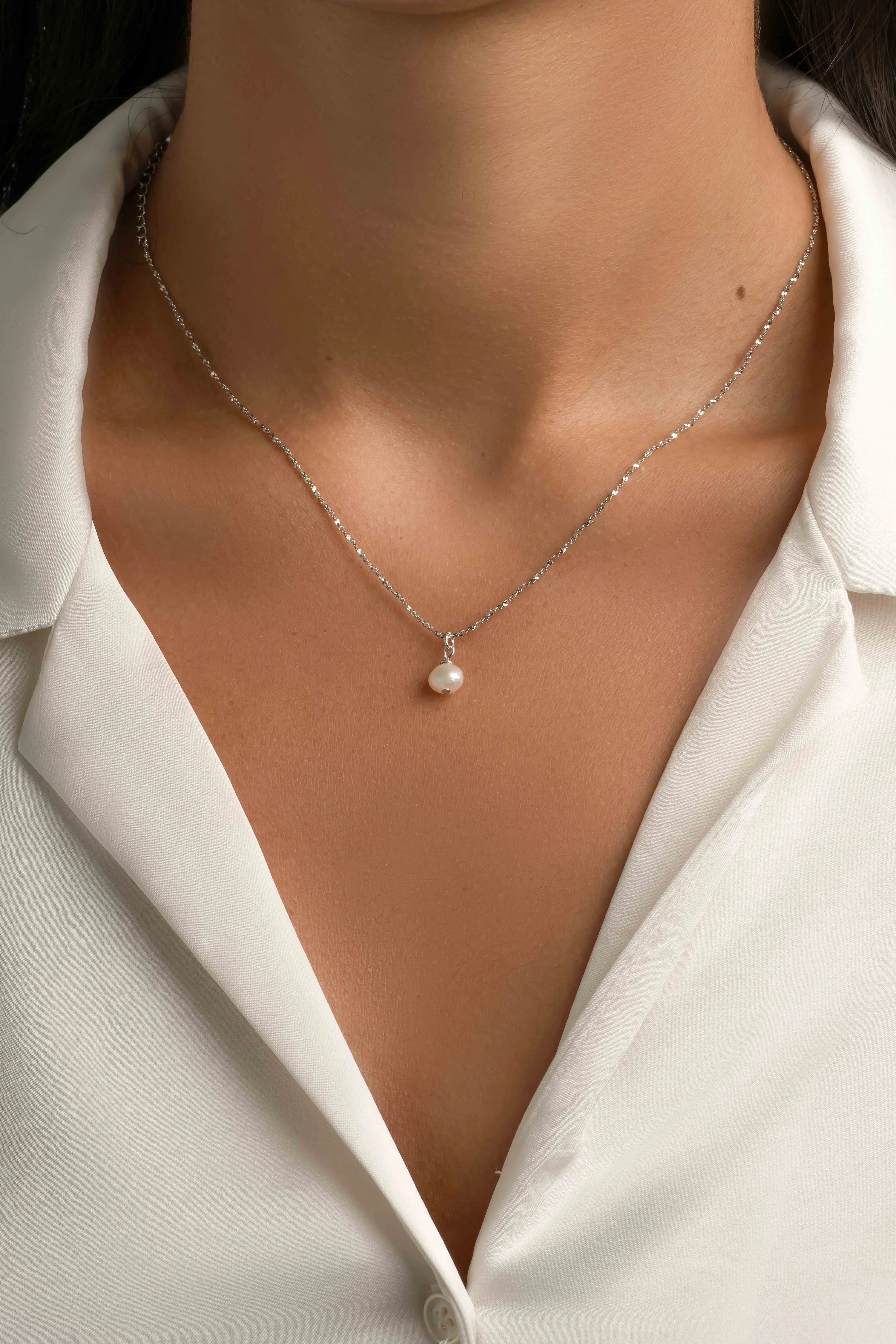 Pearl Pendant Necklace - Image 4