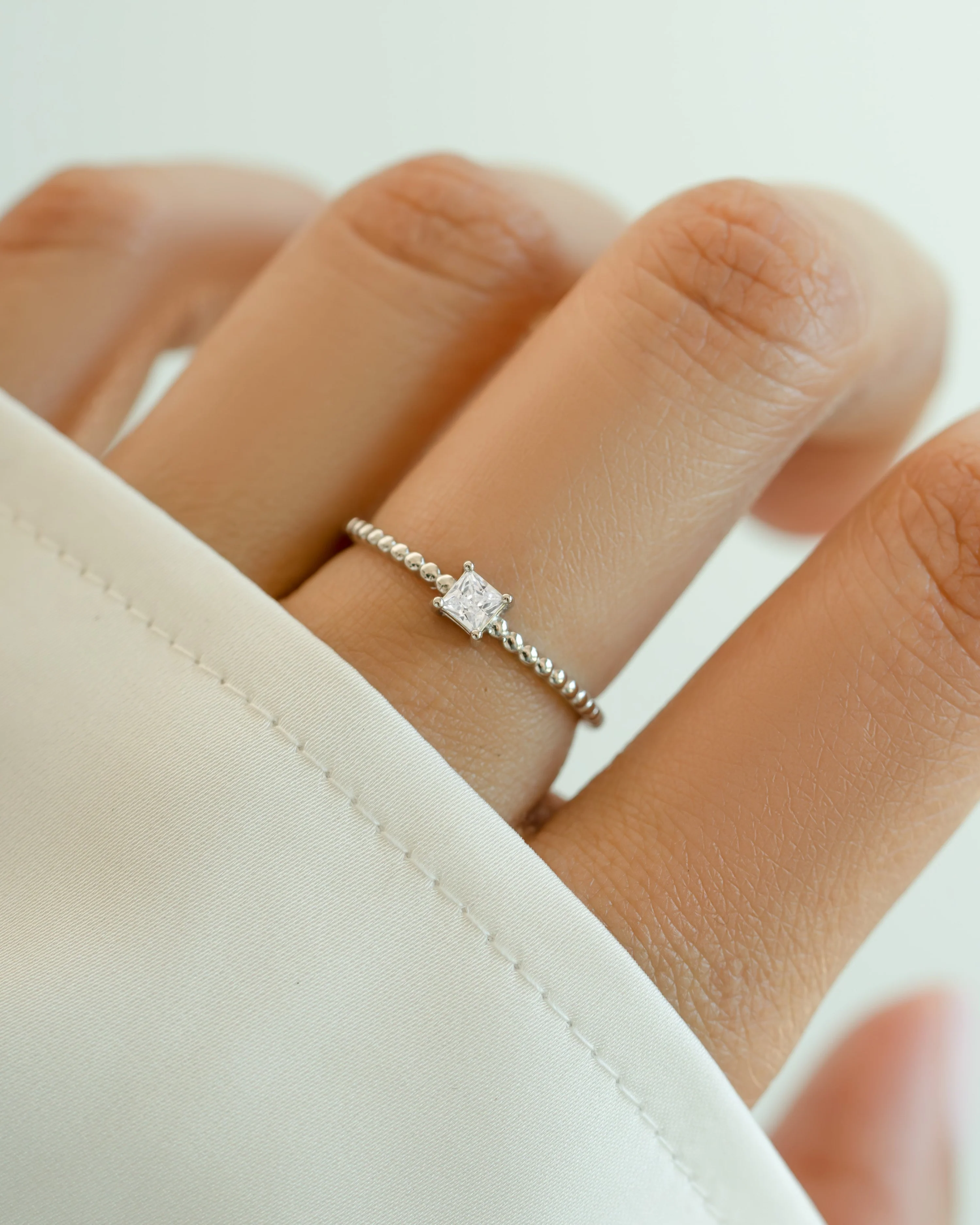 Princess Cut w Beaded Band - Image 4